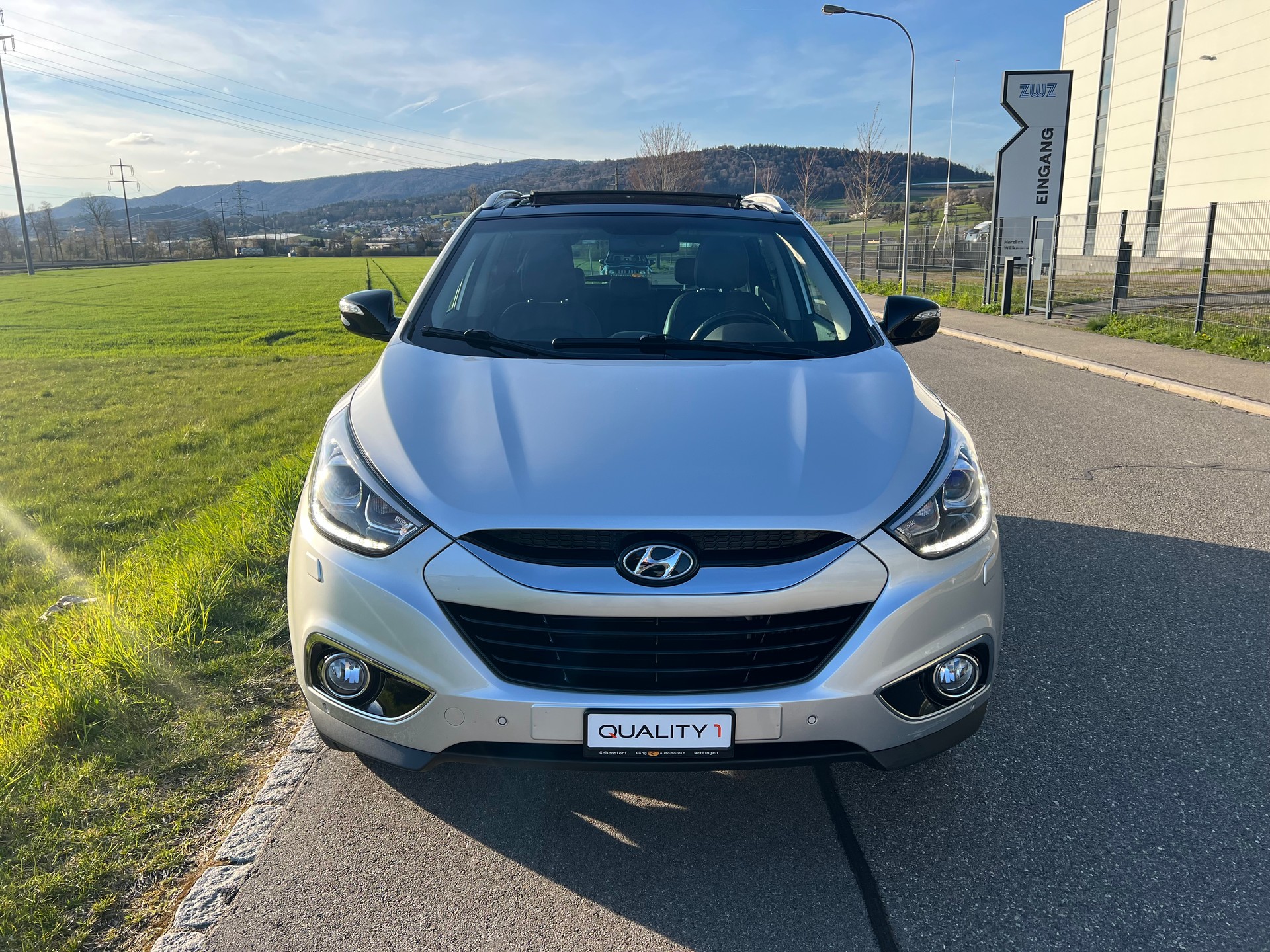 HYUNDAI iX 35 2.0 CRDi GO! Plus 4WD Automatic-showroom-element-2