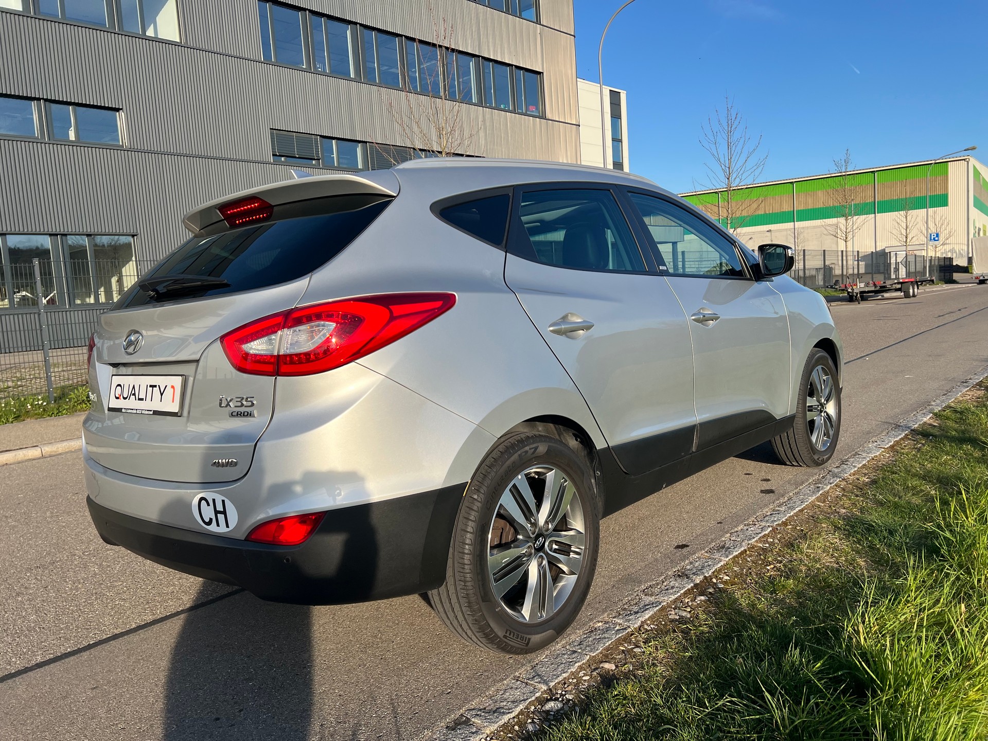 HYUNDAI iX 35 2.0 CRDi GO! Plus 4WD Automatic-image-11