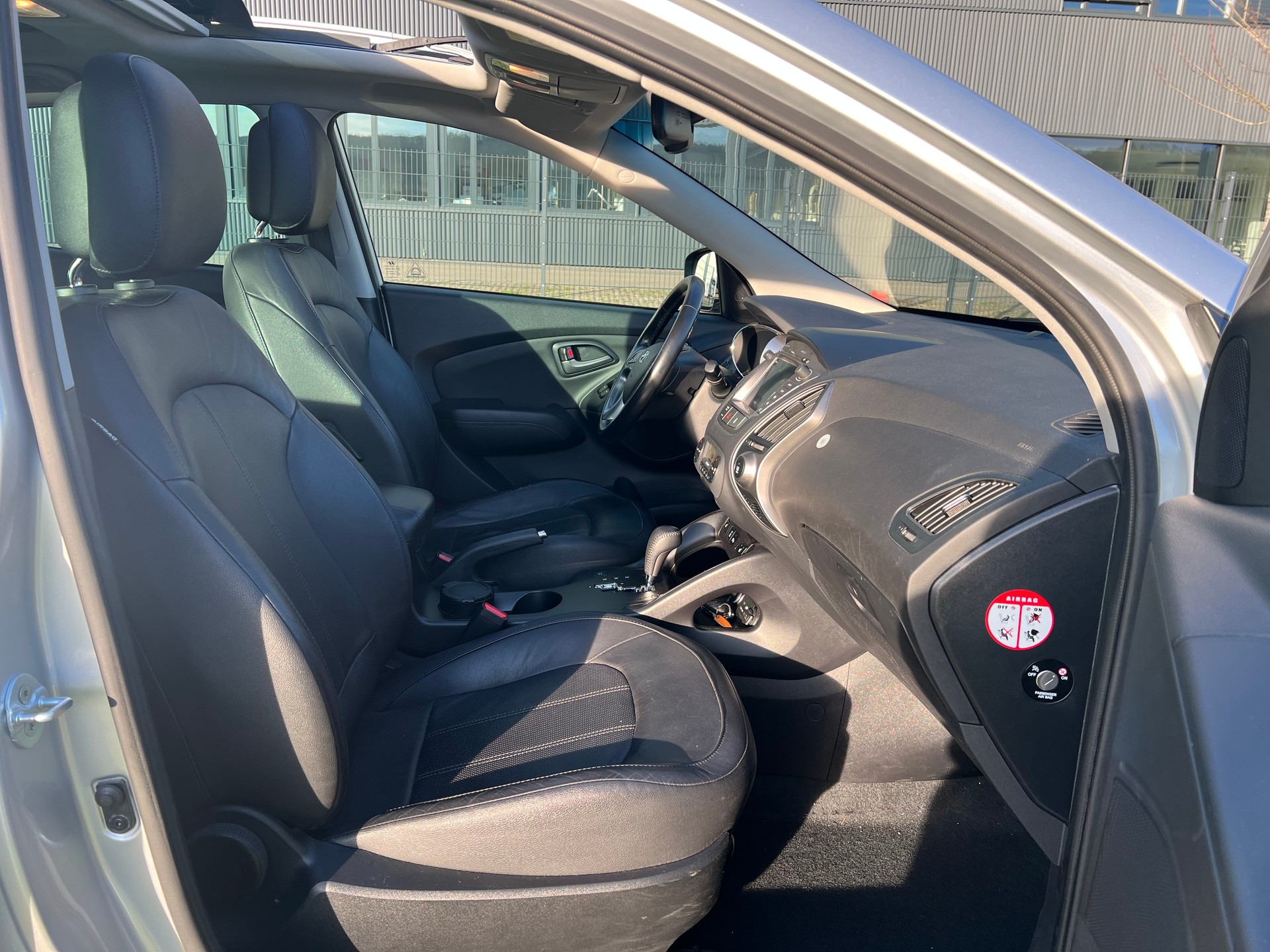 HYUNDAI iX 35 2.0 CRDi GO! Plus 4WD Automatic-image-20