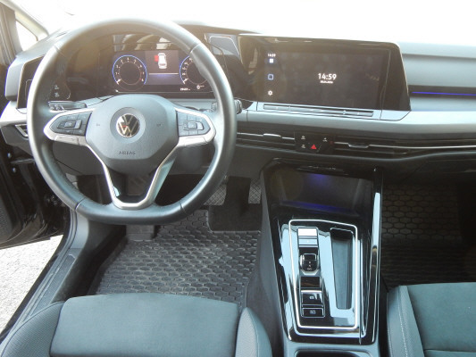 VW Golf Variant 2.0TSI Style 4Motion-image-11