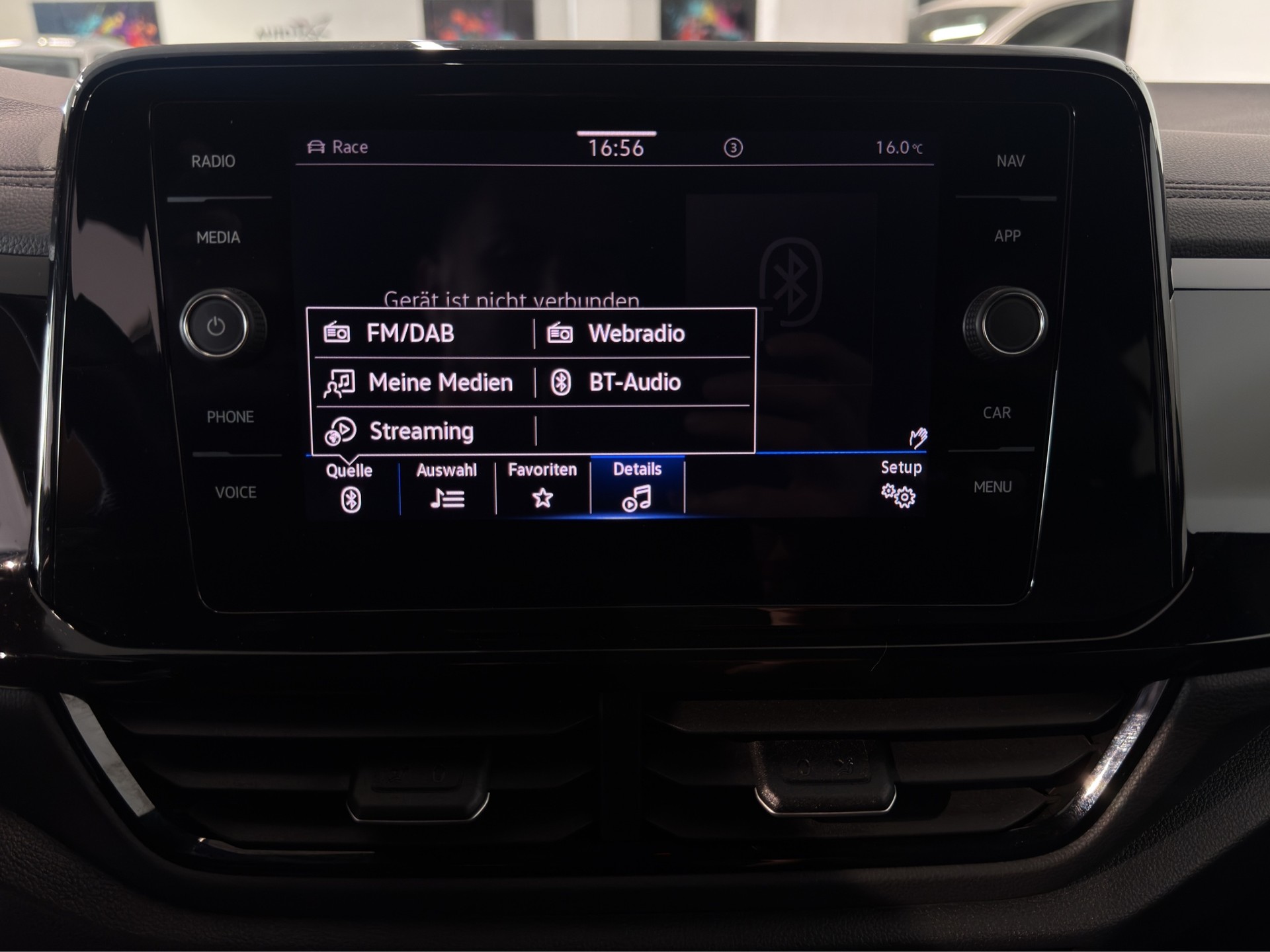 VW T-Roc 2.0 TSI R Akrapovič DSG 4Motion-image-18