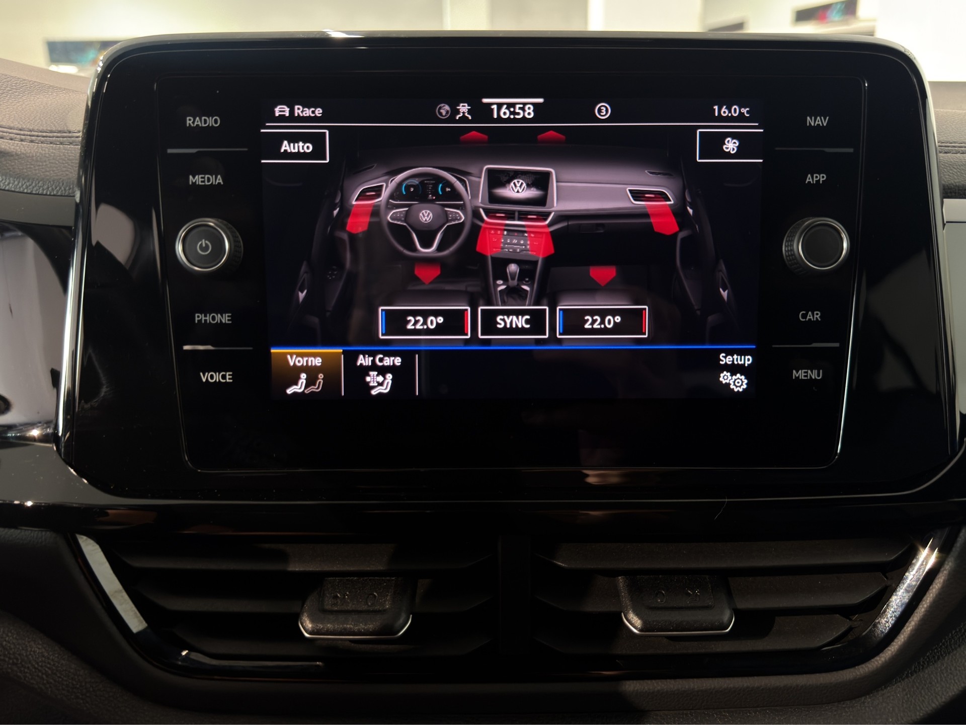 VW T-Roc 2.0 TSI R Akrapovič DSG 4Motion-image-28