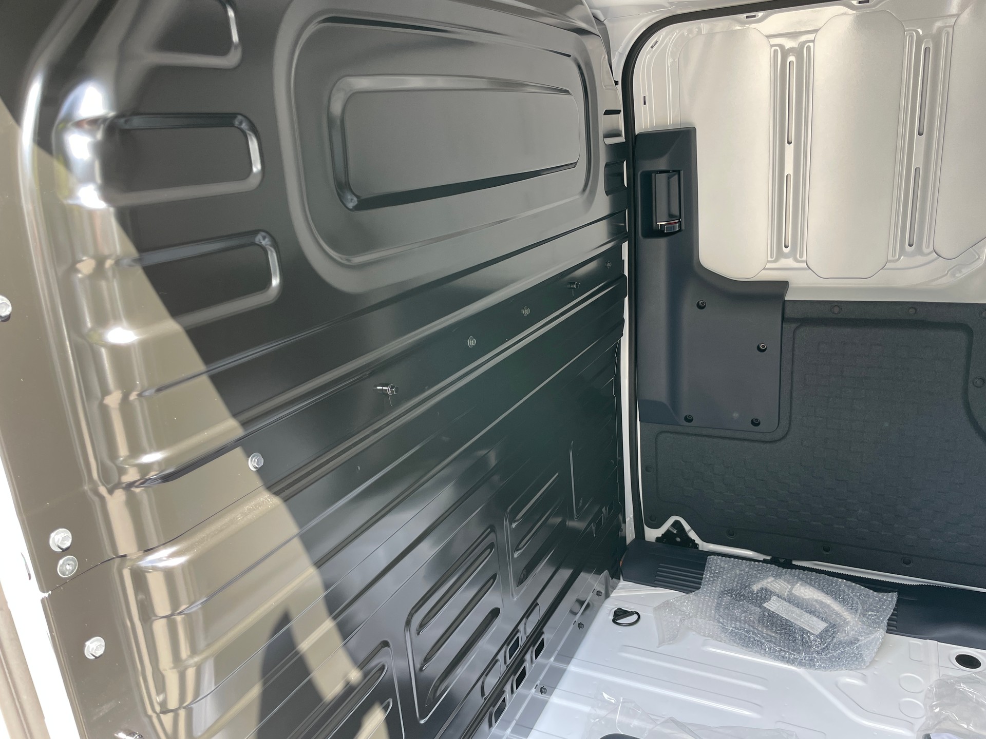 KIA PV5 Cargo 71.2 kWh Elite, 2-Schiebetüren, Wärmepumpe-image-20