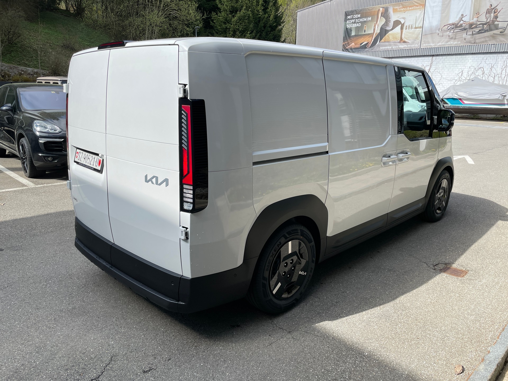KIA PV5 Cargo 71.2 kWh Elite, 2-Schiebetüren, Wärmepumpe-image-5