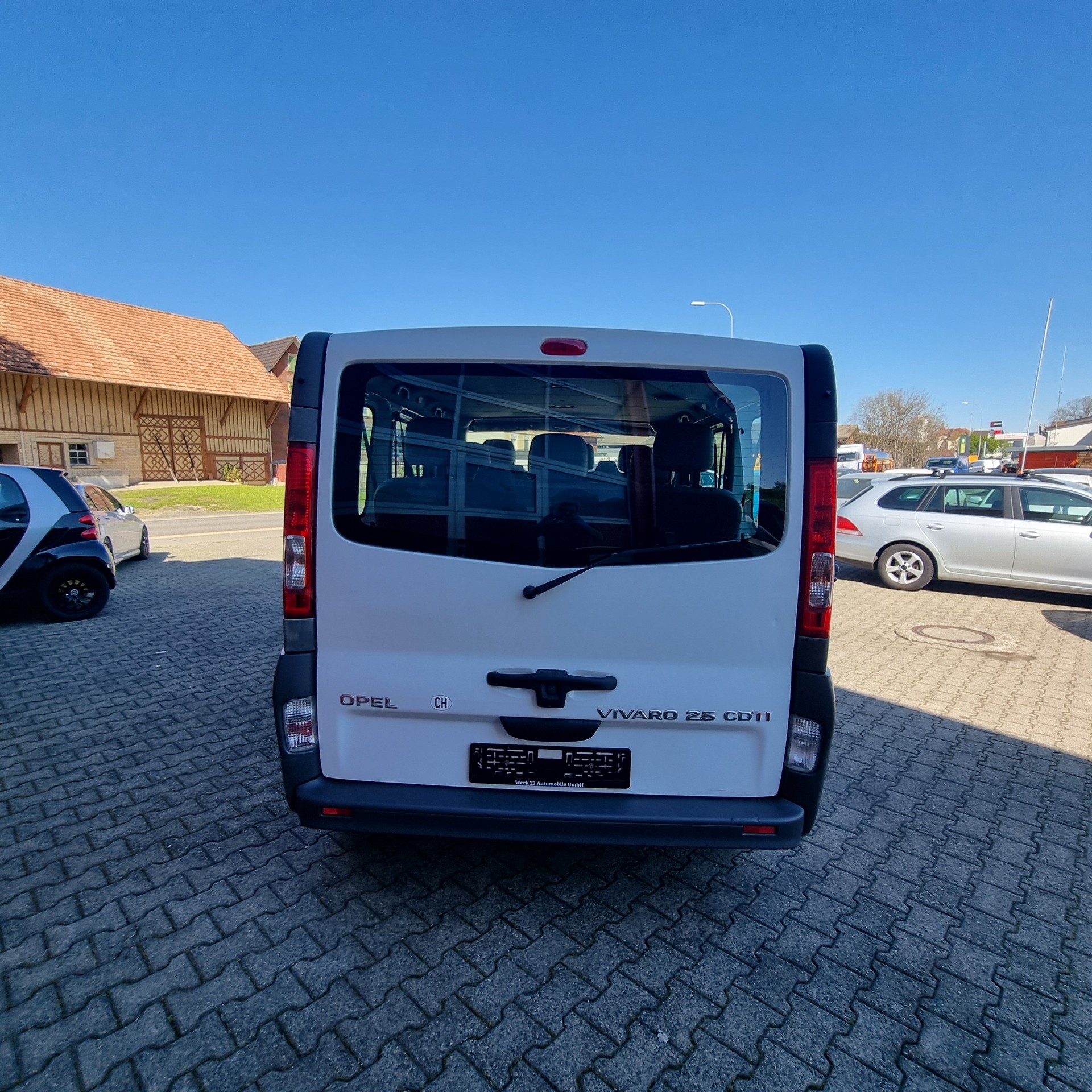 OPEL Vivaro 2.5 CDTI 2.9t L1H1-image-5