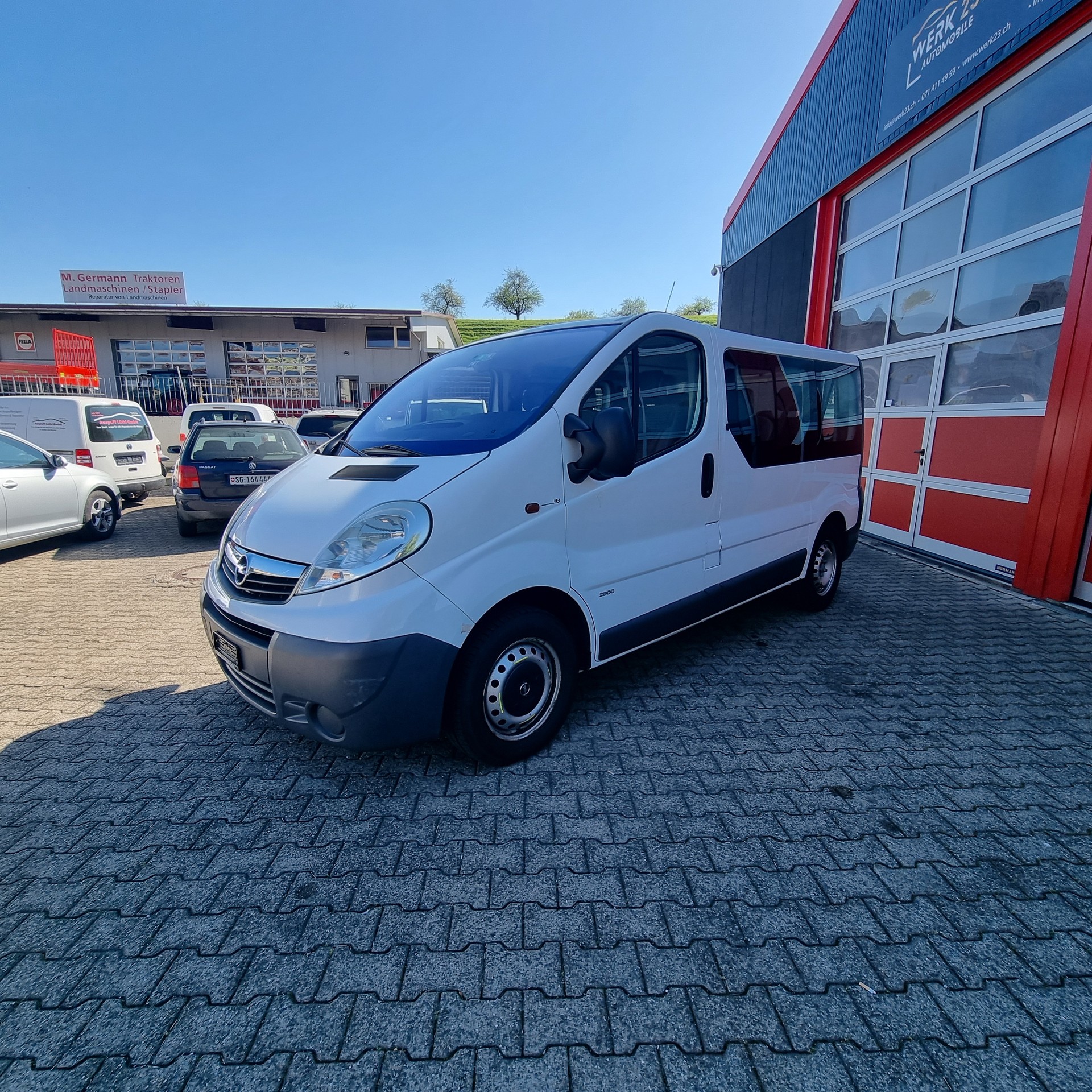 OPEL Vivaro 2.5 CDTI 2.9t L1H1-image-3