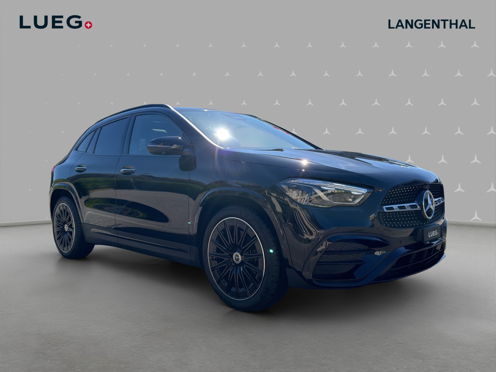 MERCEDES-BENZ GLA 200 Night Star 7G-DCT-image-4