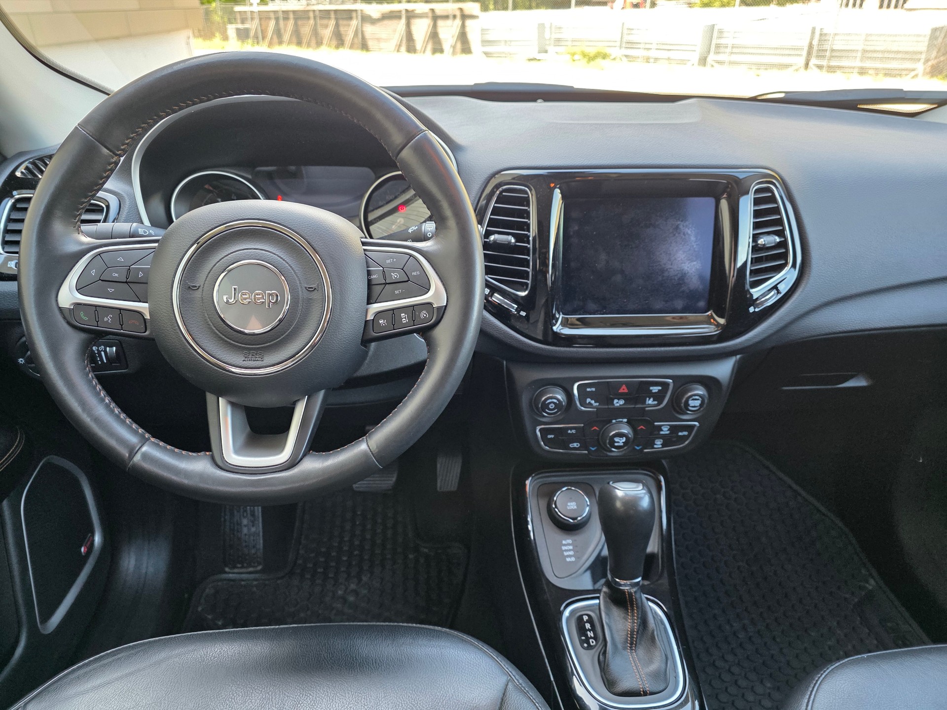 JEEP Compass 1.4 Turbo Limited AWD 9ATX-image-18