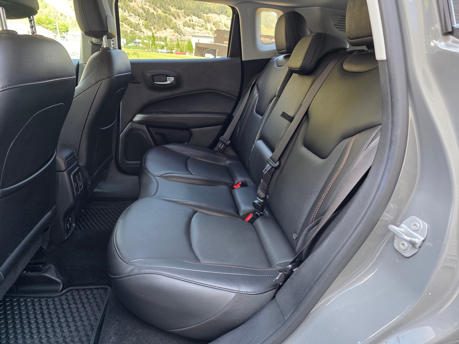 JEEP Compass 1.4 Turbo Limited AWD 9ATX-image-19