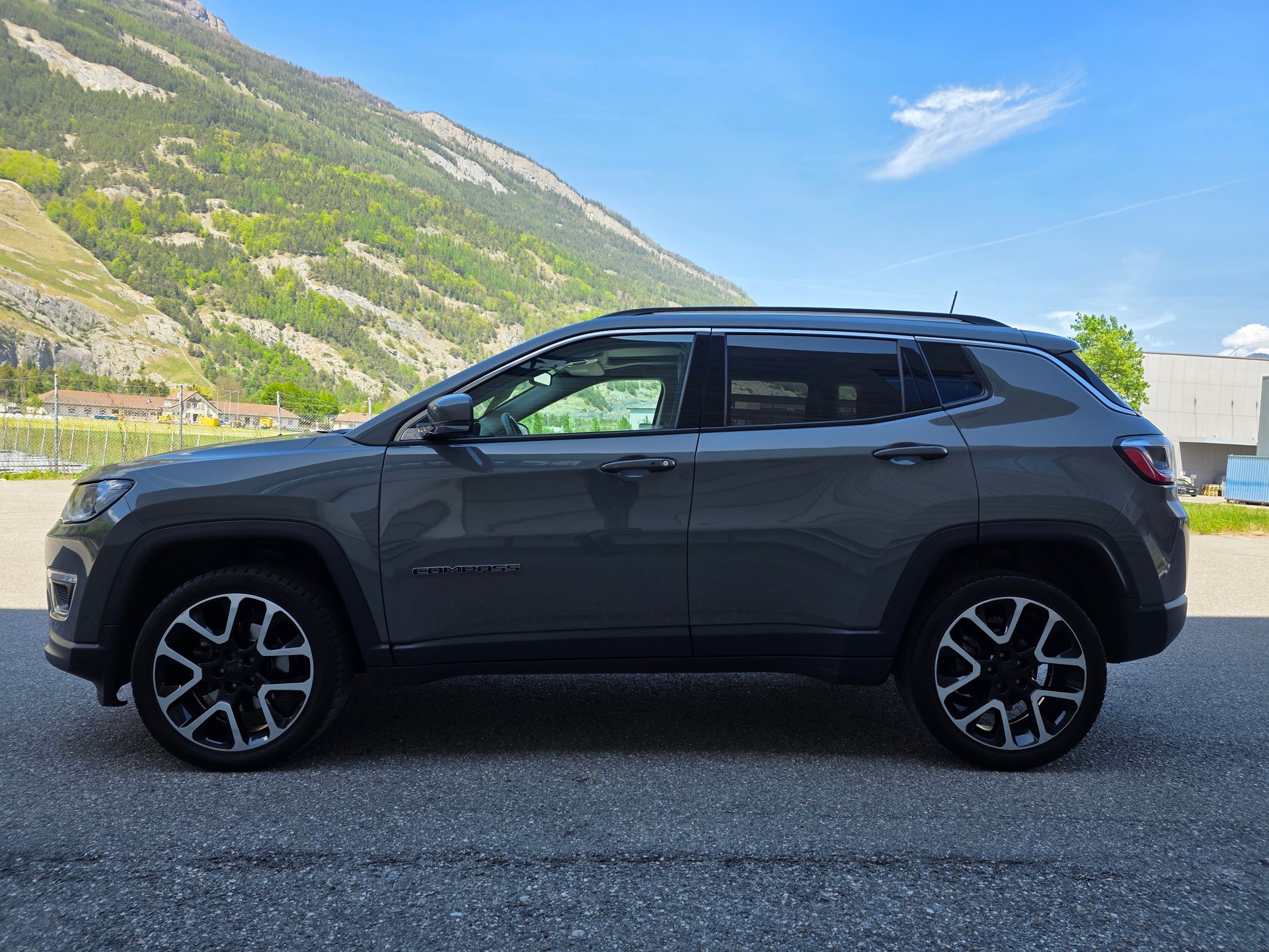 JEEP Compass 1.4 Turbo Limited AWD 9ATX-image-12