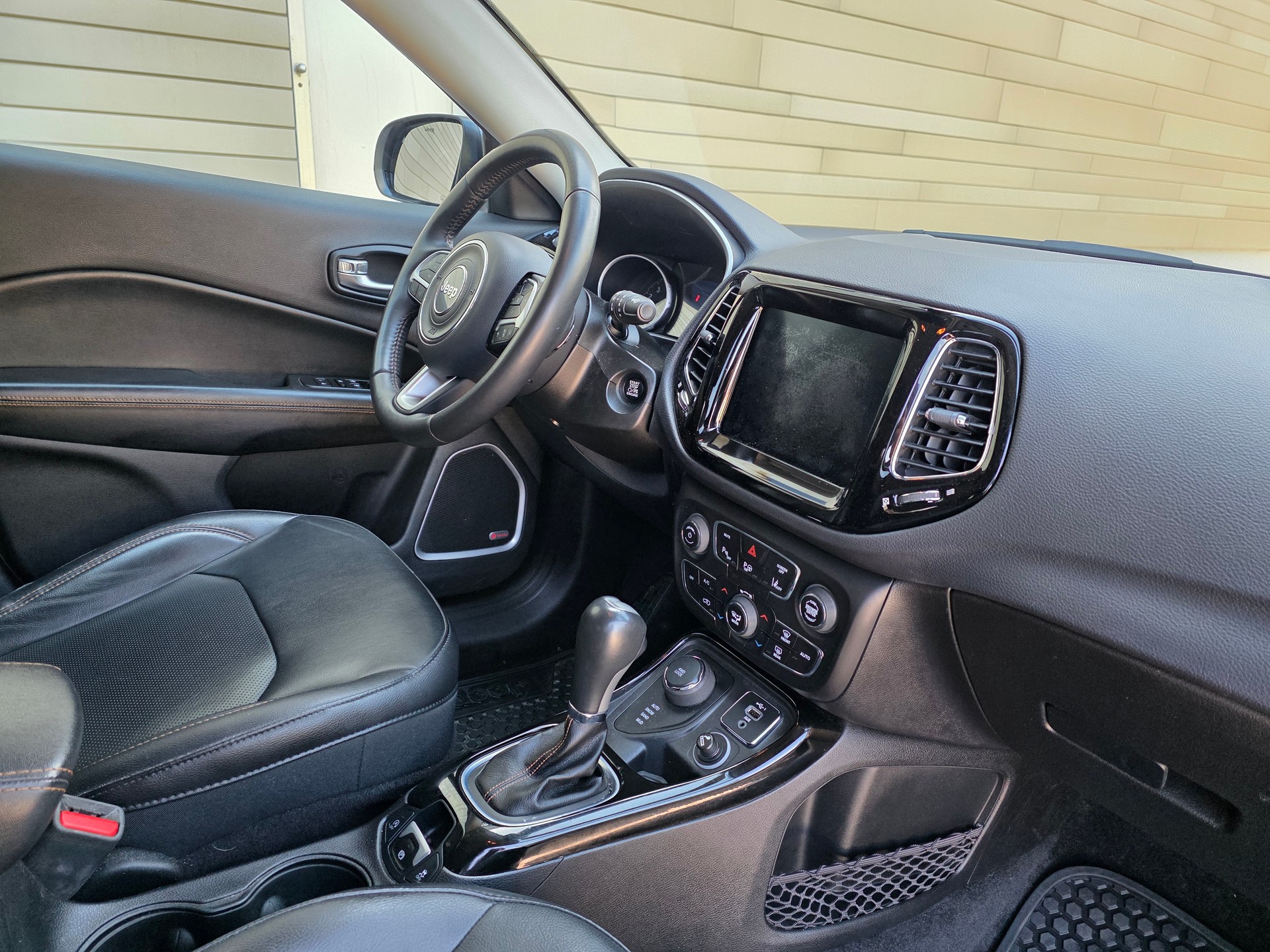 JEEP Compass 1.4 Turbo Limited AWD 9ATX-image-21