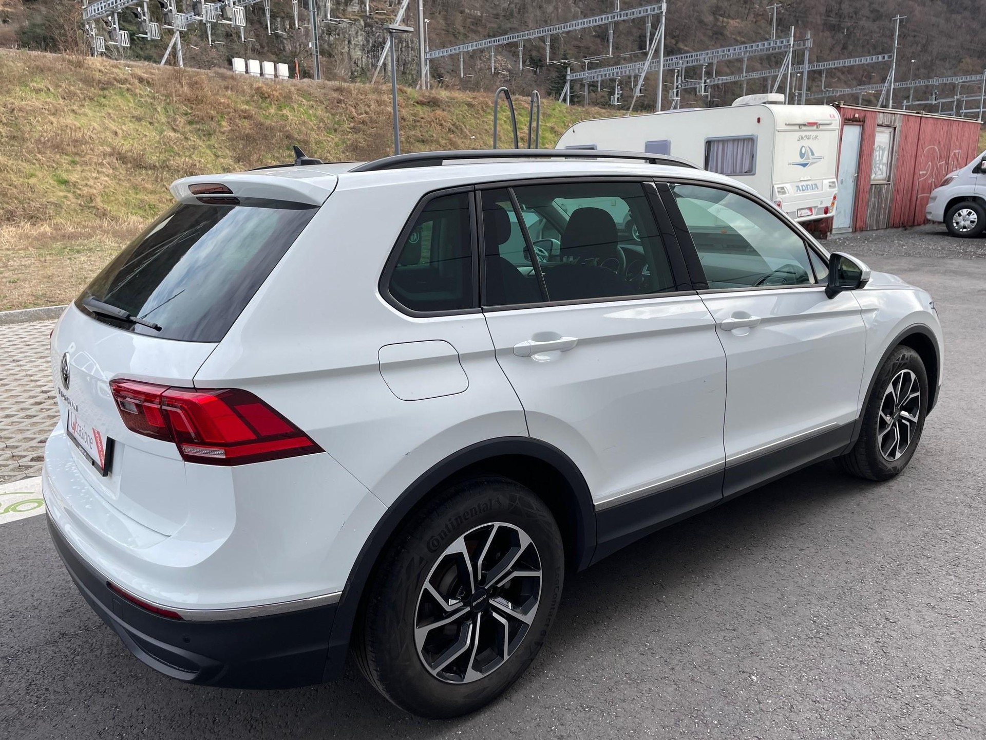 VW Tiguan 1.5 TSI Starter 2WD-image-6