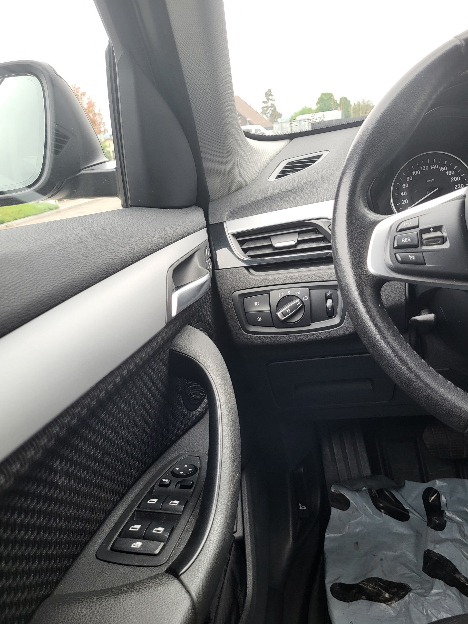 BMW X1 xDrive 20d Sport Line Steptronic-image-8