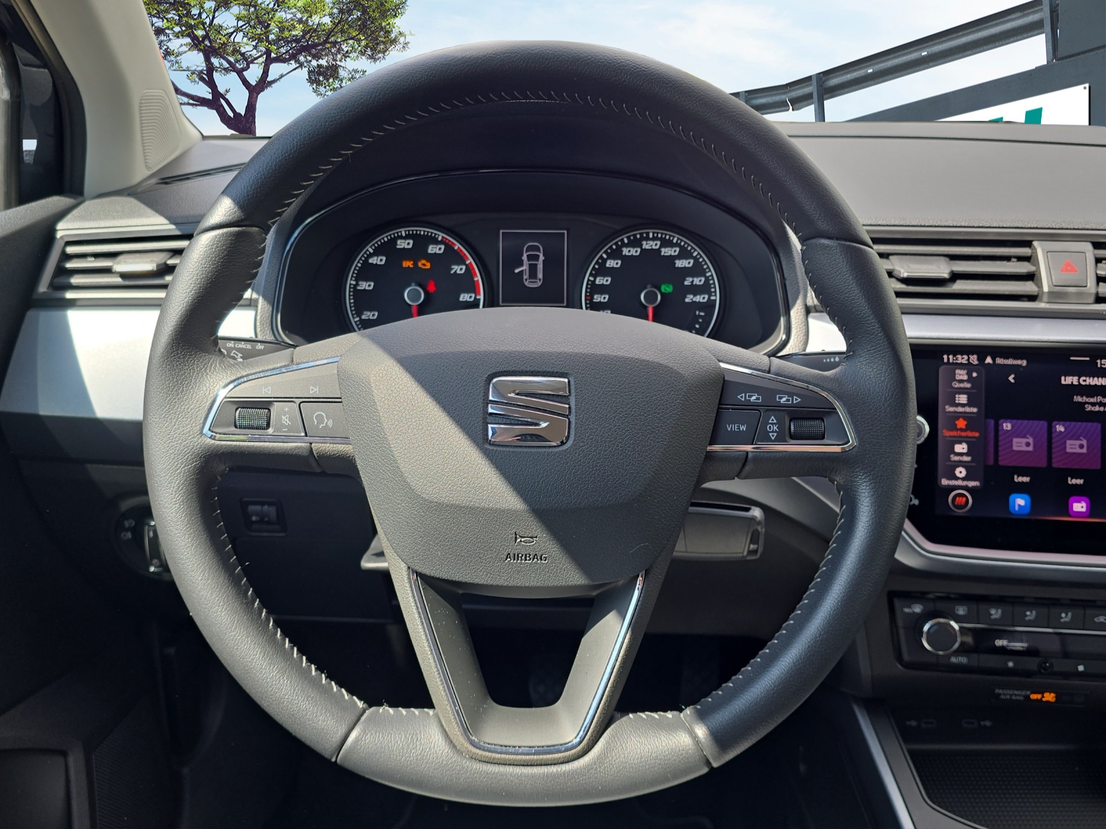 SEAT Arona 1.0 TSI Eco Style DSG-image-10