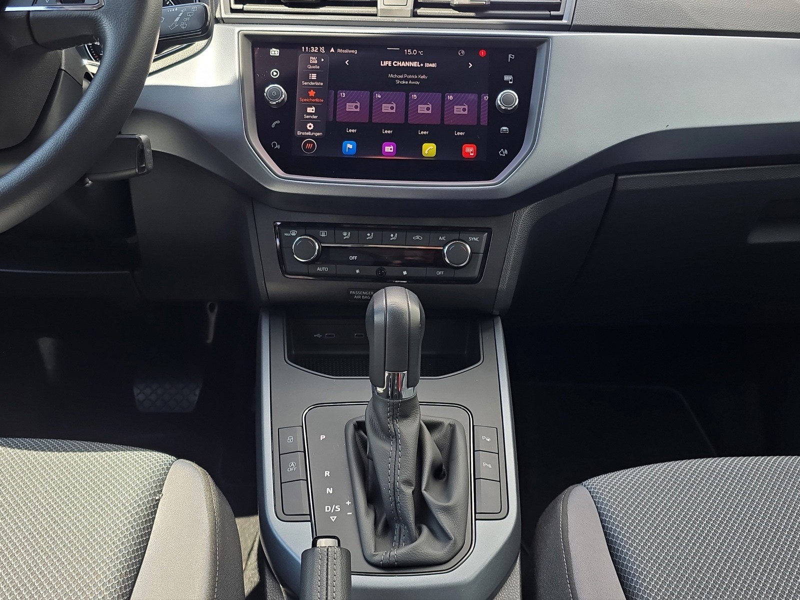 SEAT Arona 1.0 TSI Eco Style DSG-image-9