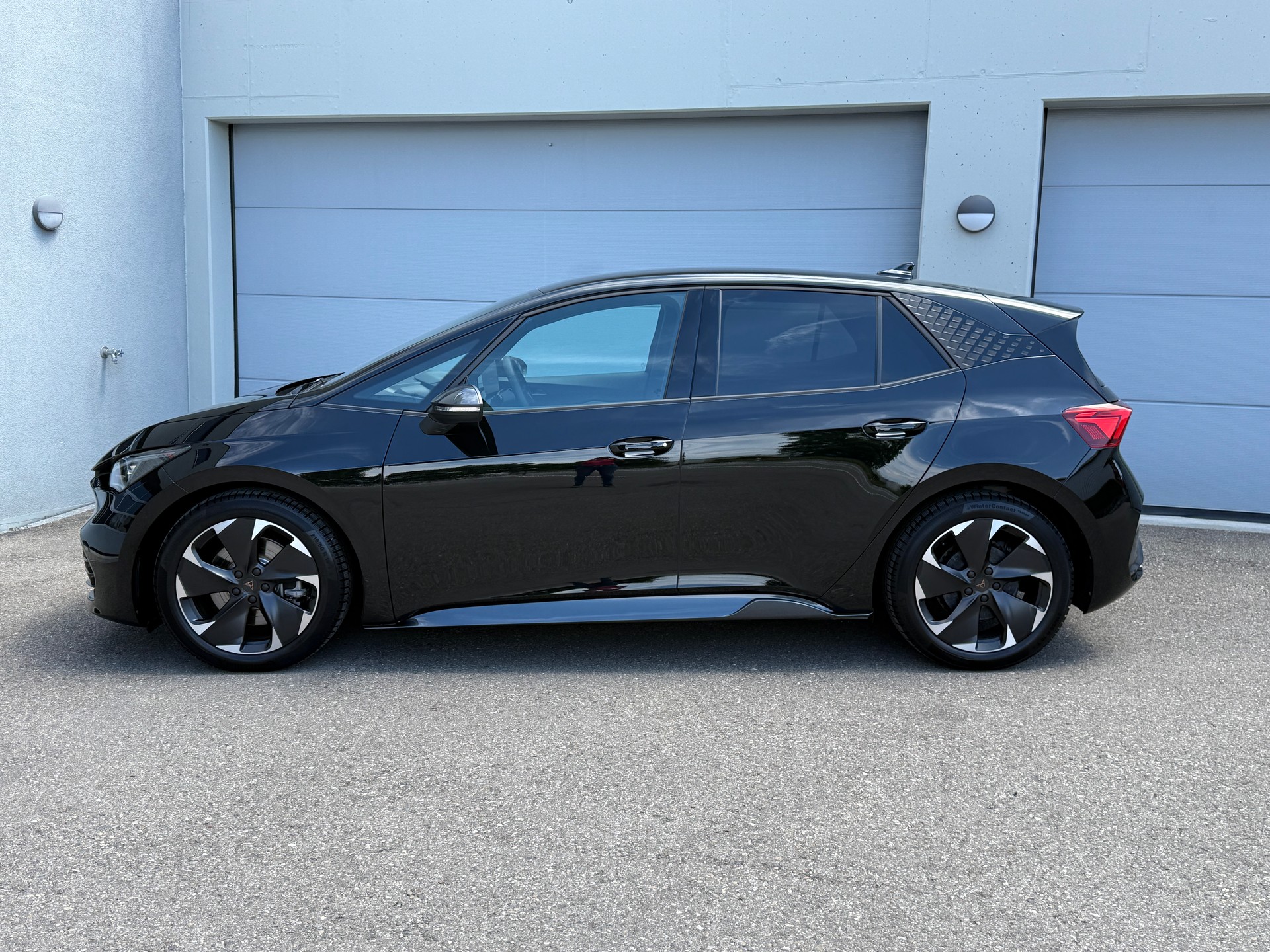 CUPRA Born 59 kWh e-Boost mit Wärmepumpe-showroom-element-1