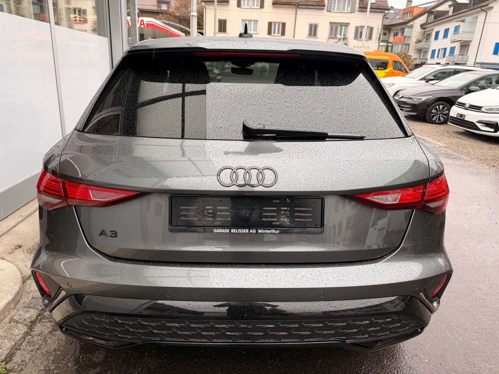 AUDI A3 SPORTBACK 45 TFSI e S LINE *** 140 KM ELETKTRISCHE REICHWEITE & PANORAMAGLASDACH ***-image-4