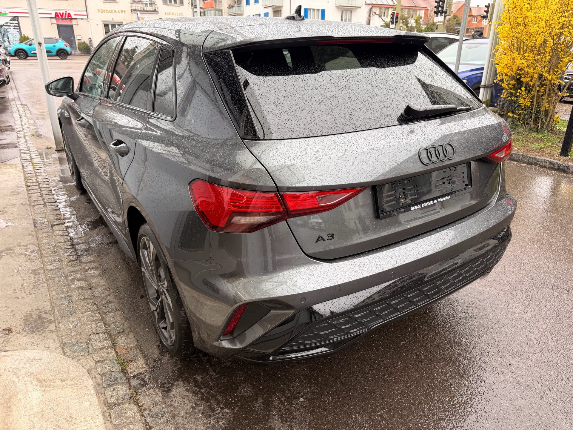AUDI A3 SPORTBACK 45 TFSI e S LINE *** 140 KM ELETKTRISCHE REICHWEITE & PANORAMAGLASDACH ***-image-5