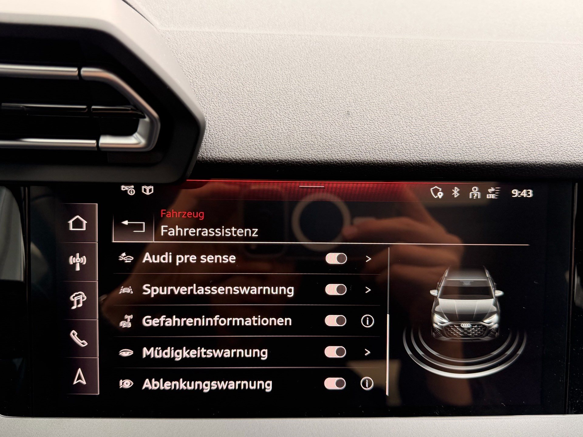 AUDI A3 SPORTBACK 45 TFSI e S LINE *** 140 KM ELETKTRISCHE REICHWEITE & PANORAMAGLASDACH ***-image-18