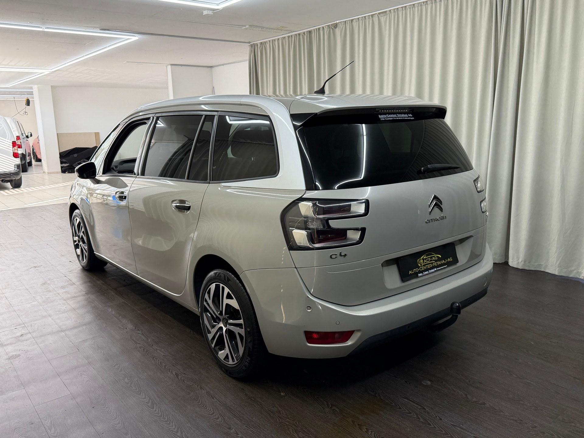 CITROEN Grand C4 Picasso 1.2 Pure Tech Feel Edition EAT6-image-5
