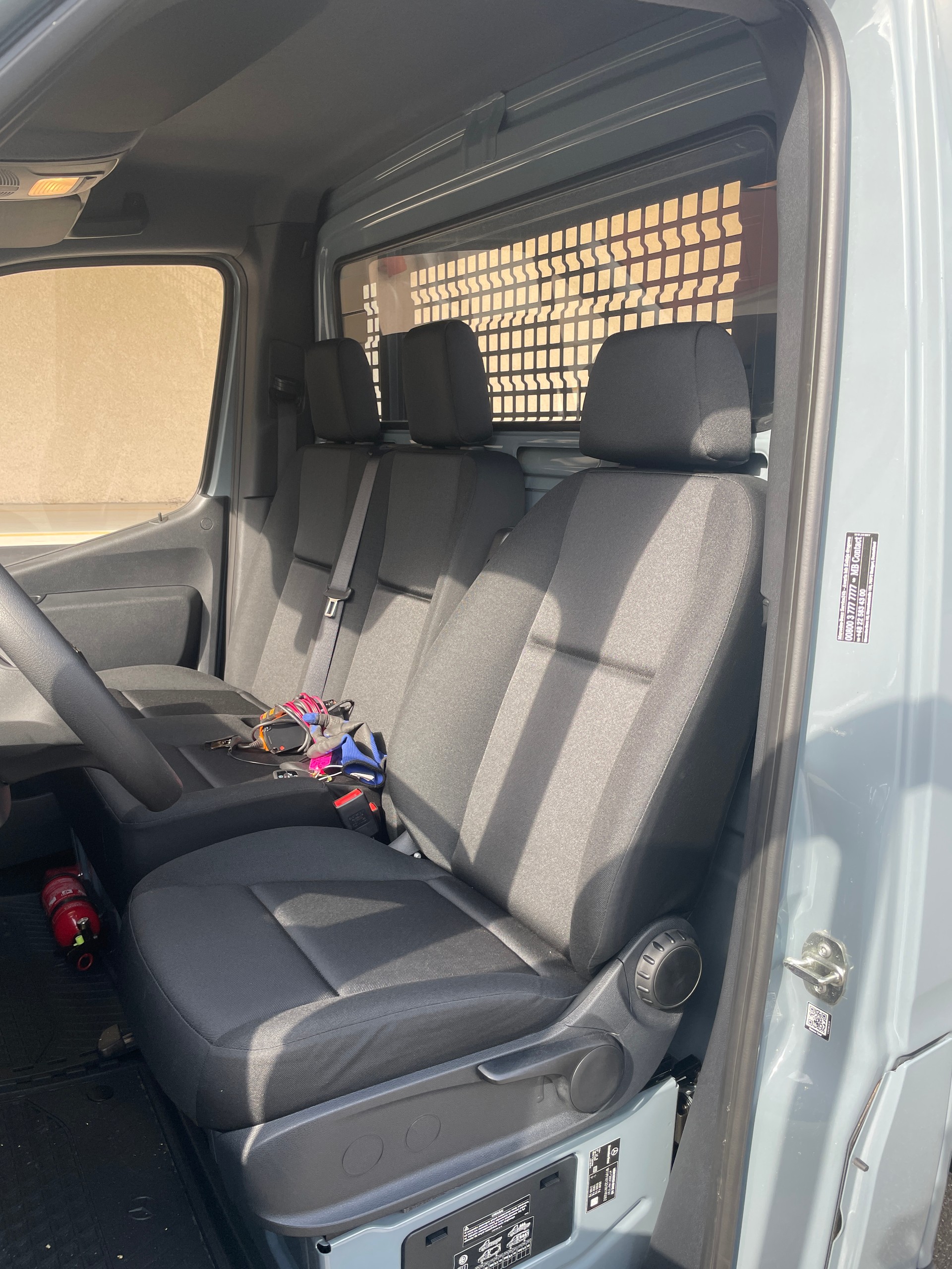 MERCEDES-BENZ Sprinter 315 CDI L2 FWD mit Pritsche und AHK-image-9