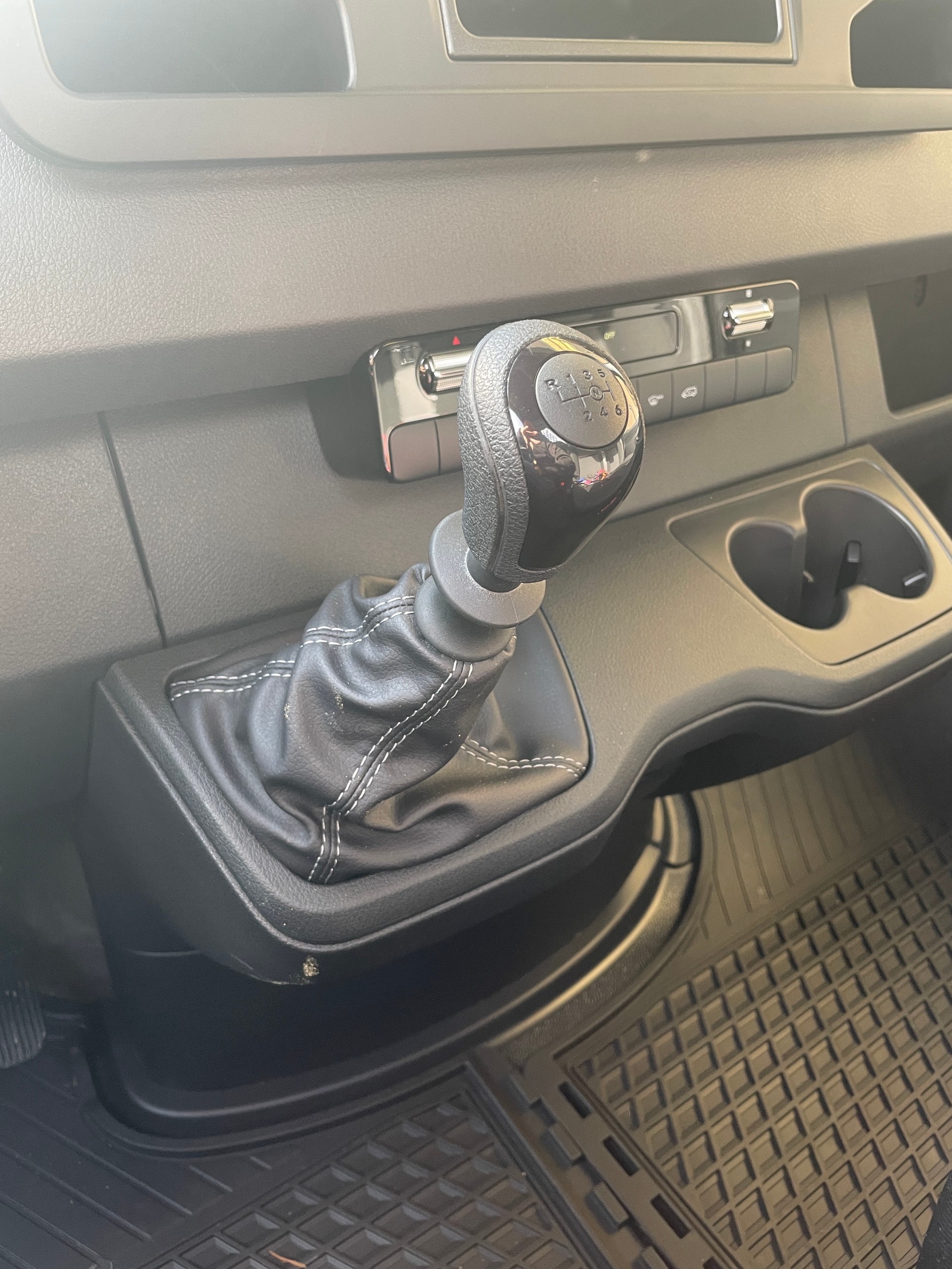 MERCEDES-BENZ Sprinter 315 CDI L2 FWD mit Pritsche und AHK-image-12