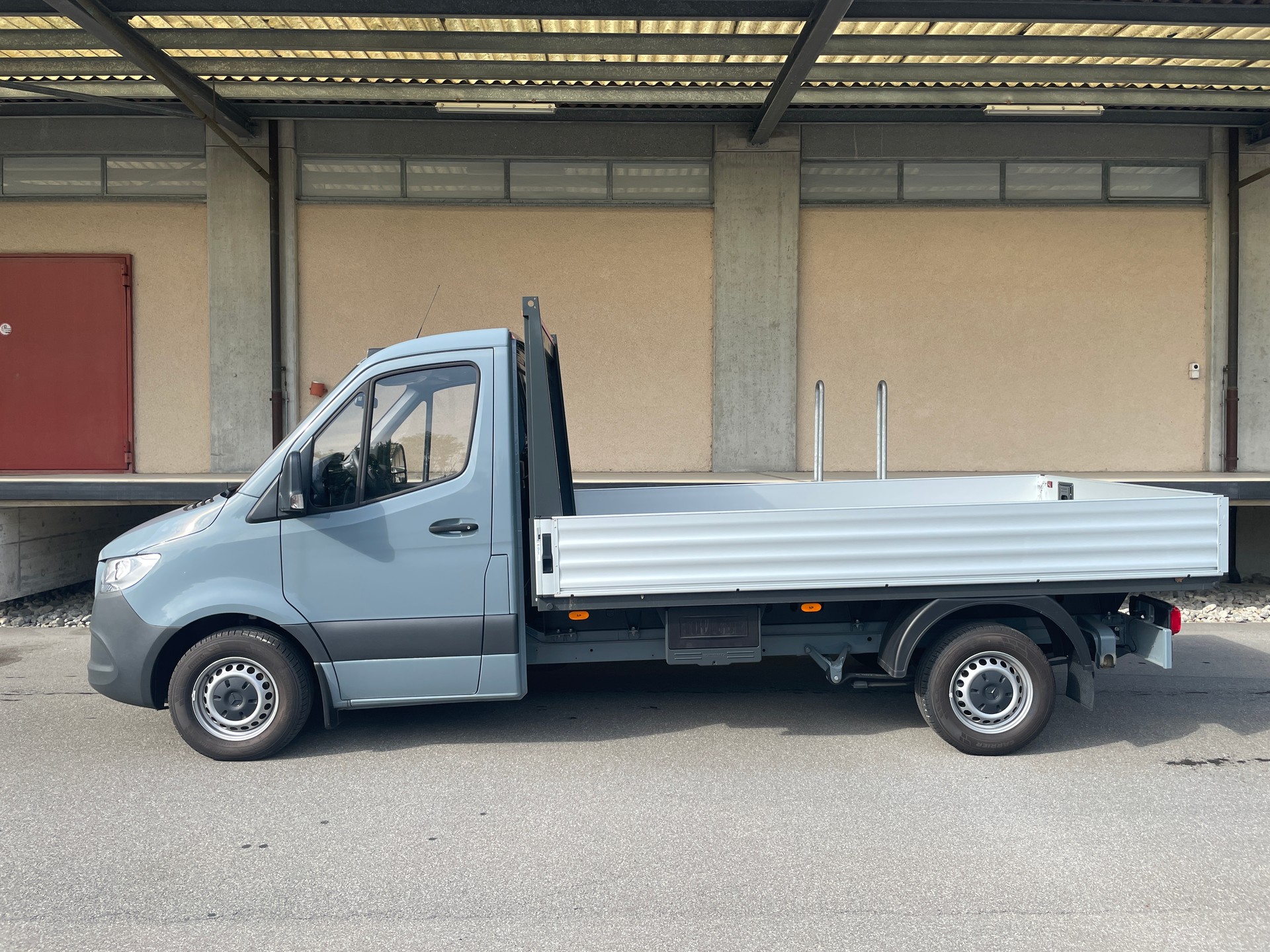 MERCEDES-BENZ Sprinter 315 CDI L2 FWD mit Pritsche und AHK-showroom-element-2