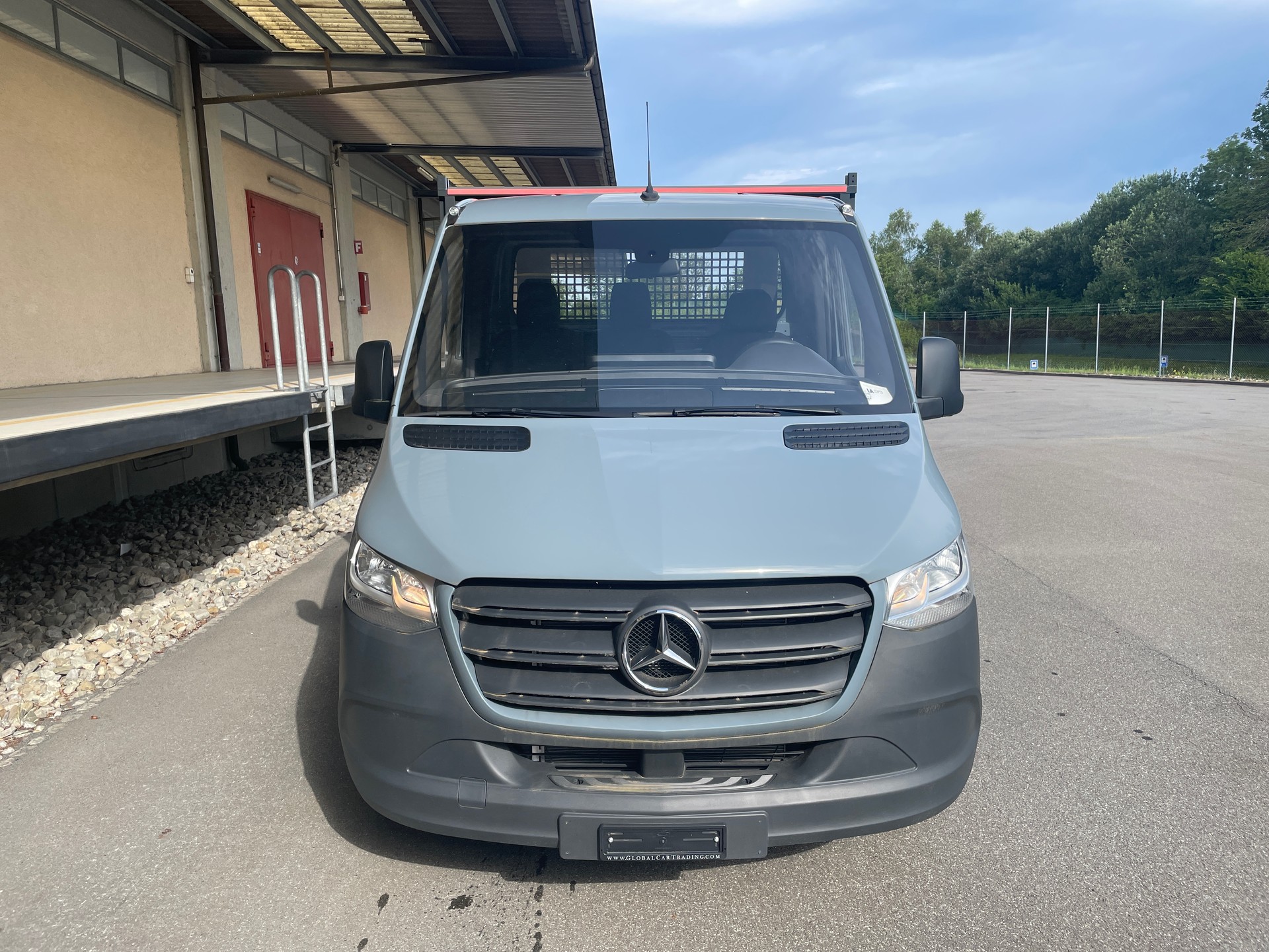 MERCEDES-BENZ Sprinter 315 CDI L2 FWD mit Pritsche und AHK-showroom-element-1
