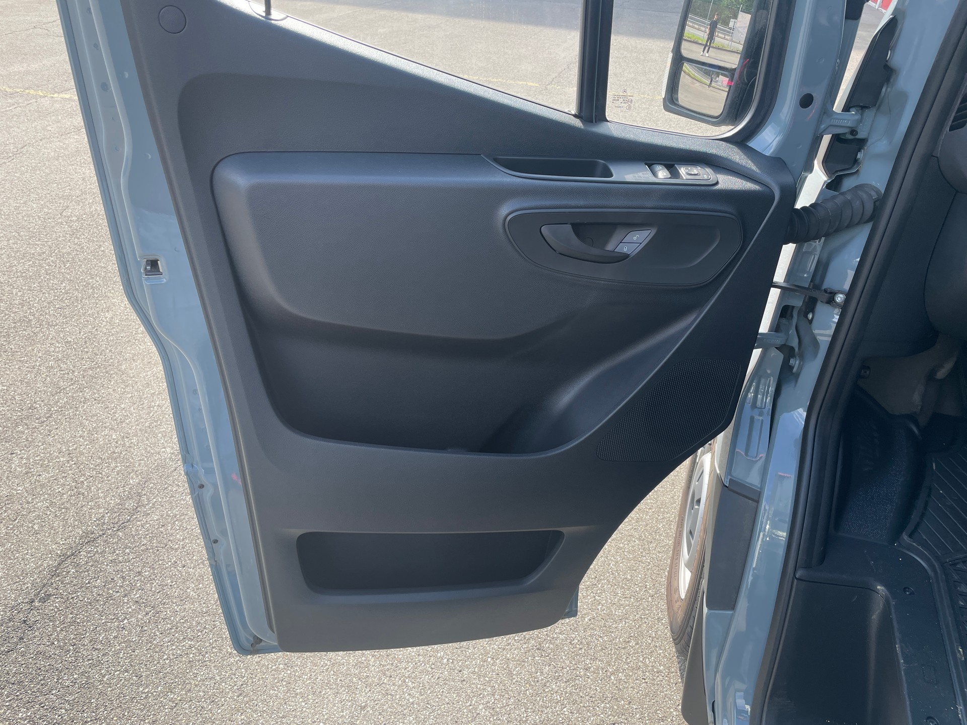 MERCEDES-BENZ Sprinter 315 CDI L2 FWD mit Pritsche und AHK-image-6