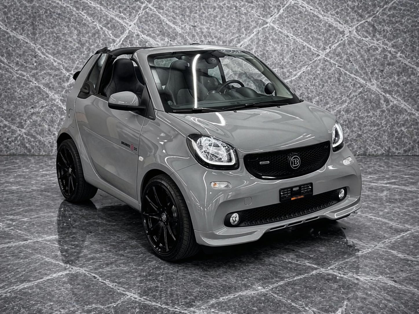 SMART fortwo Cabrio Brabus 130 Xclusive twinmatic-showroom-element-1
