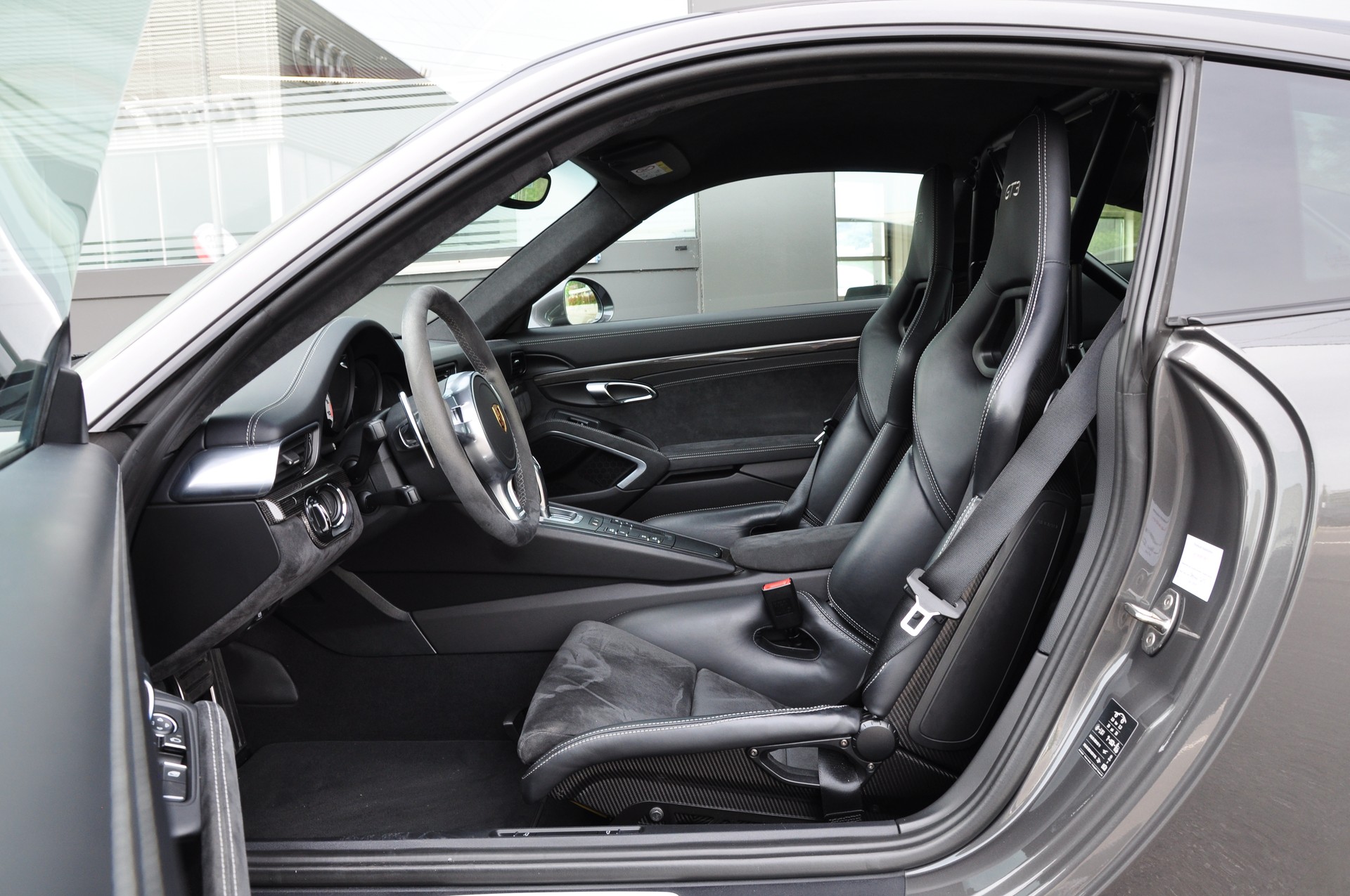 PORSCHE 911 GT3 PDK-image-13