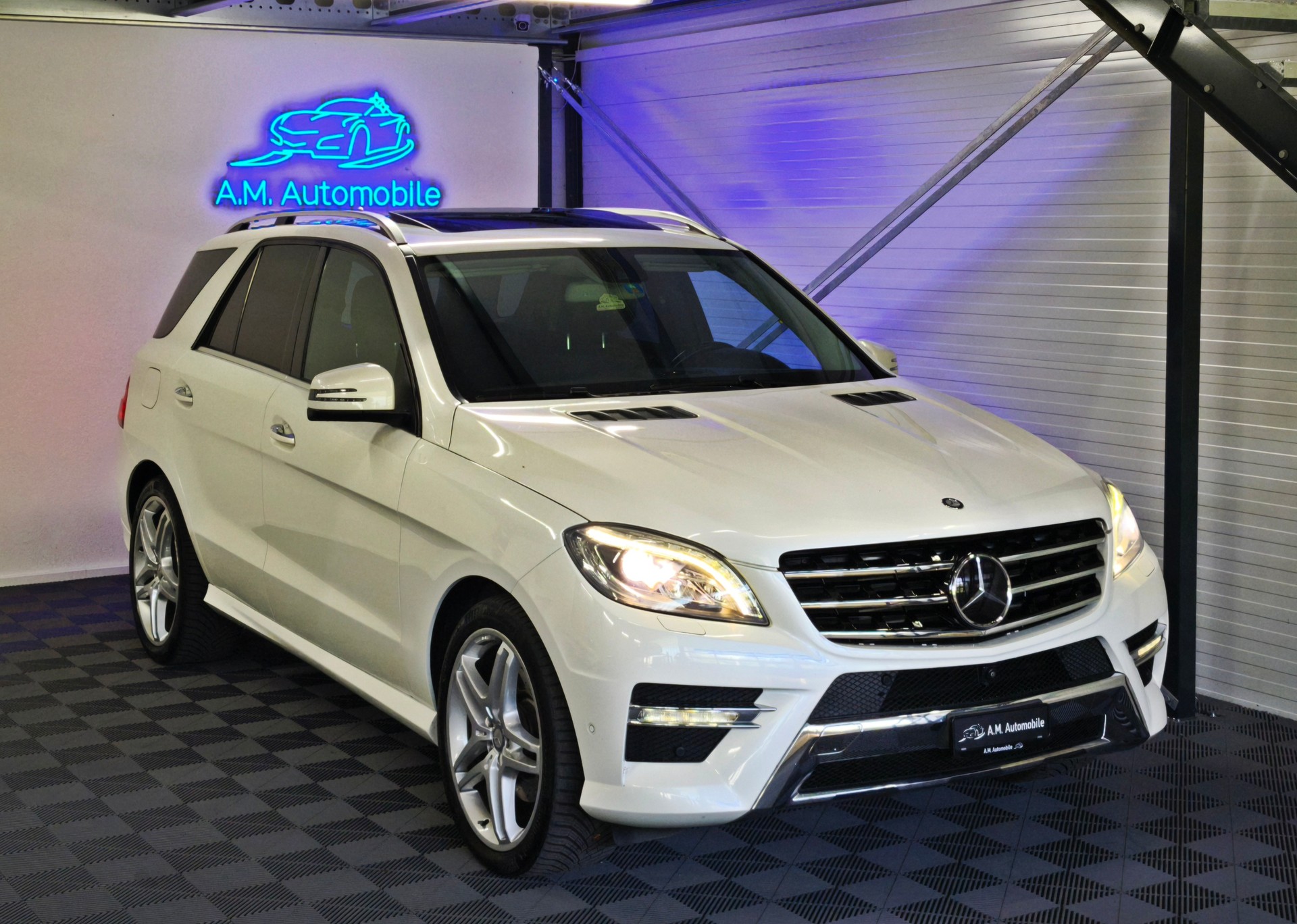 MERCEDES-BENZ ML 350 BlueTEC Executive 4Matic 7G-Tronic