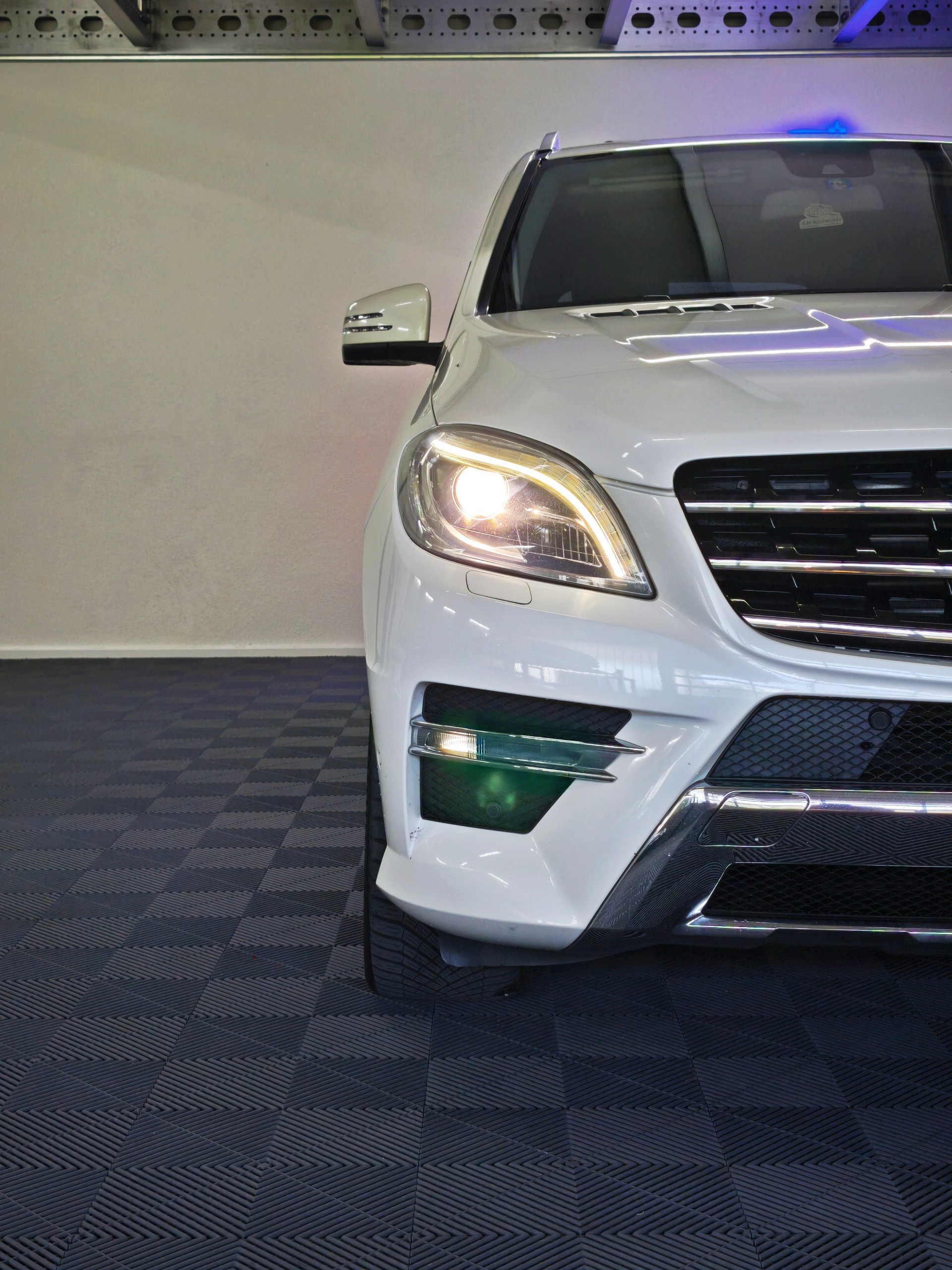 MERCEDES-BENZ ML 350 BlueTEC Executive 4Matic 7G-Tronic-showroom-element-2