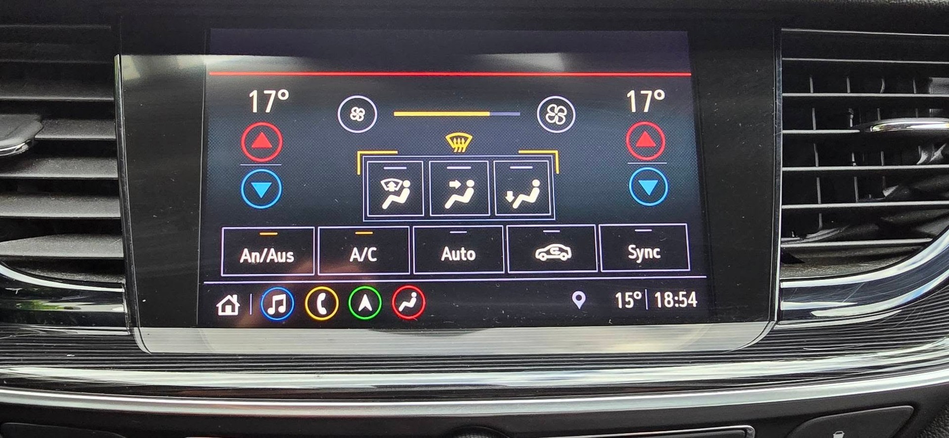 OPEL Insignia 2.0 CDTI Sports Tourer Excellence 4WD-image-21