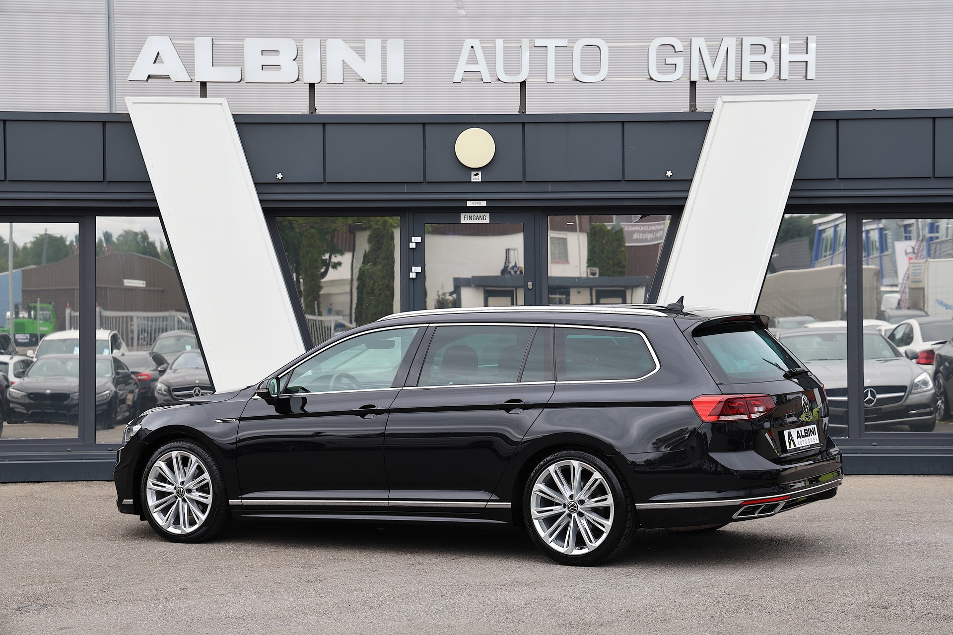 VW Passat 2.0 TDI BMT Elegance DSG *R-Line*-image-4
