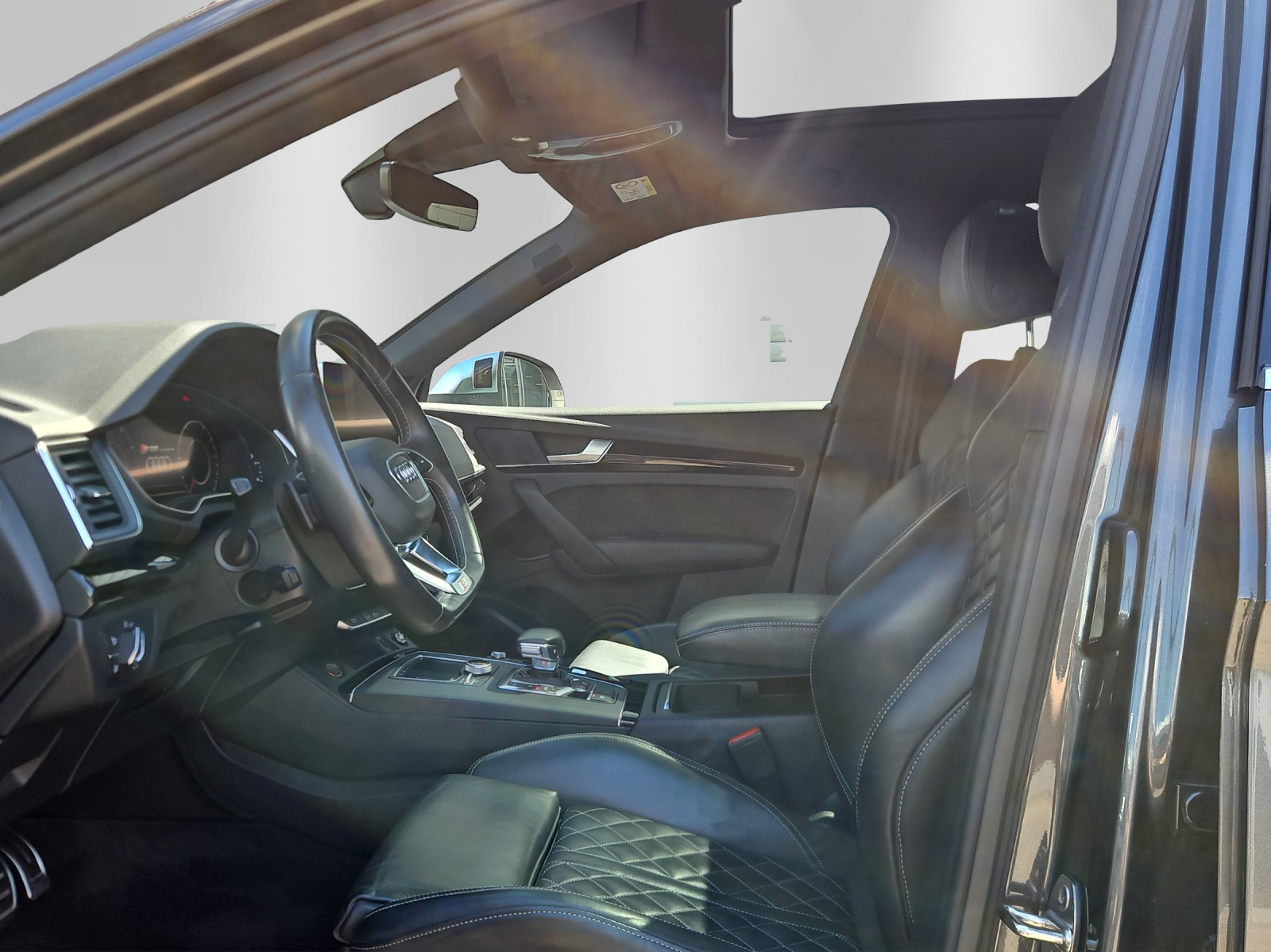 AUDI SQ5 3.0 TFSI quattro S-tronic-image-5
