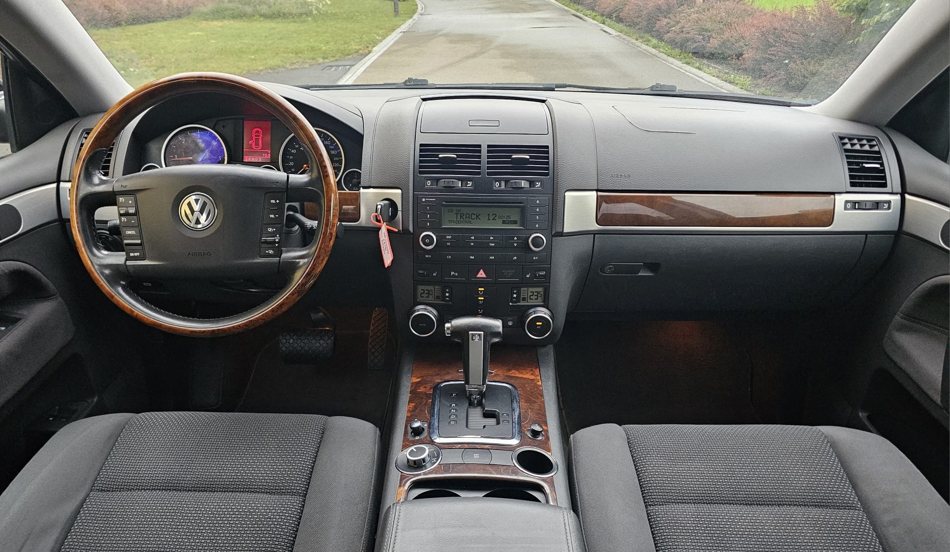 VW Touareg 2.5 TDI-image-5
