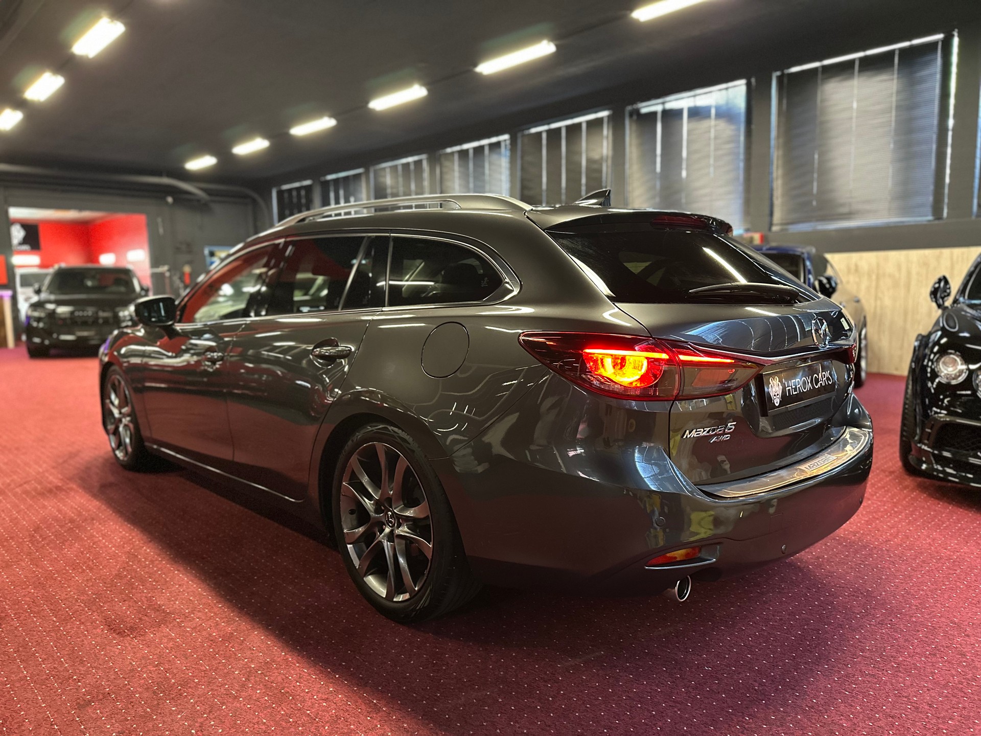 MAZDA 6 Sportwagon SKYACTIV-D 175 Revolution Automat AWD / * Frisch ab MFK + Service *-image-9
