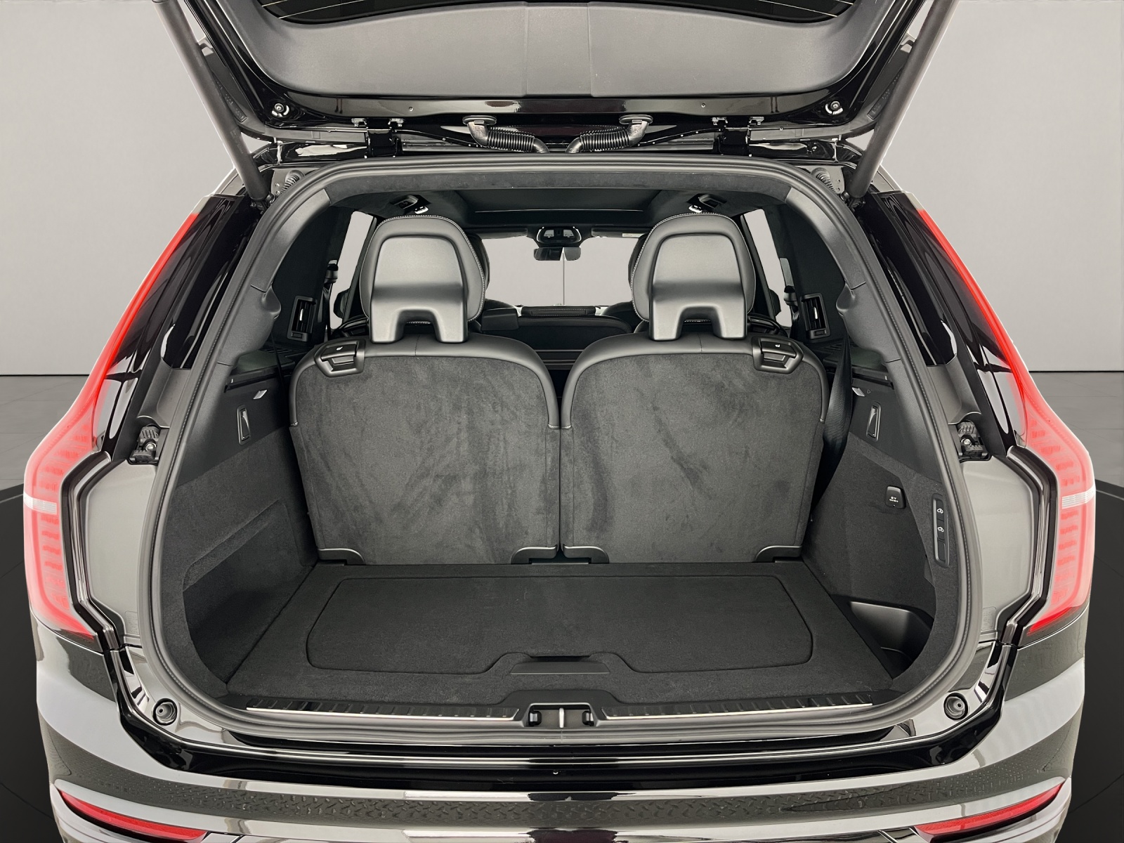 VOLVO XC90 2.0 T8 TE Ultra Dark eAWD-image-5