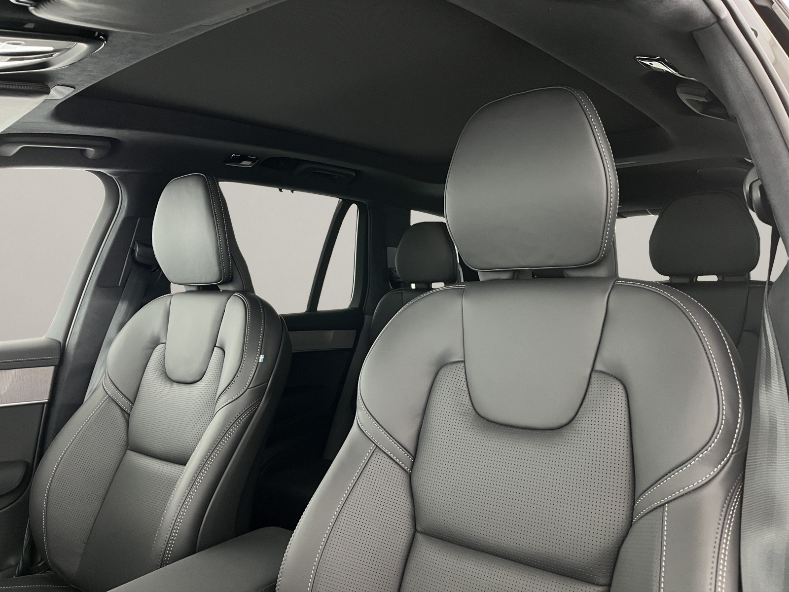 VOLVO XC90 2.0 T8 TE Ultra Dark eAWD-image-10