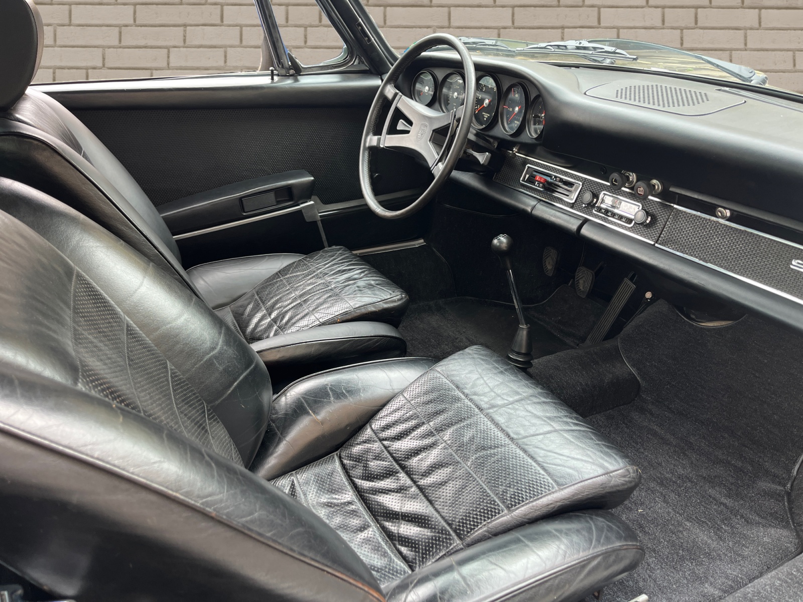 PORSCHE 911 S 2.2 *top gepflegtes Exemplar*-image-11