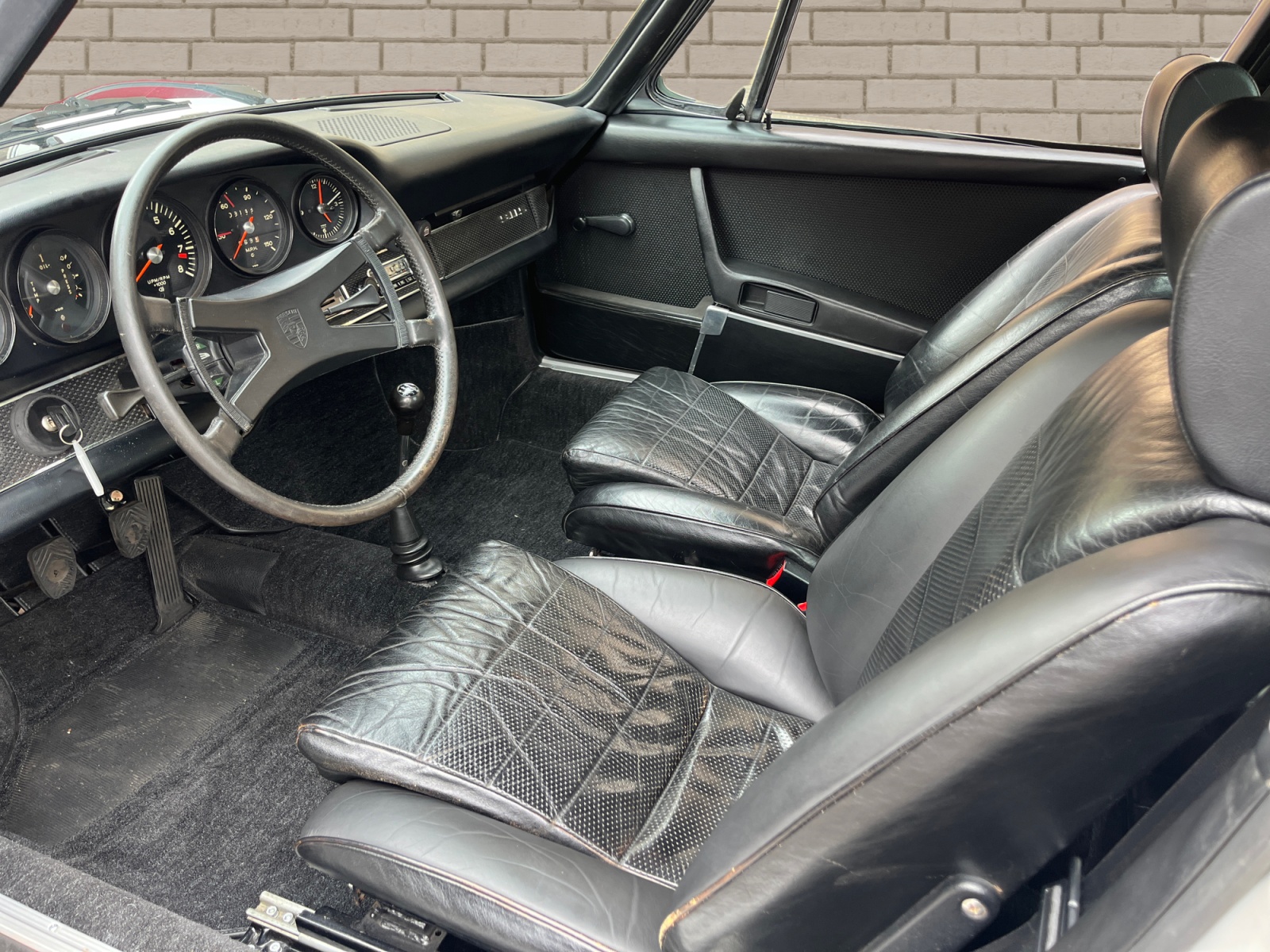 PORSCHE 911 S 2.2 *top gepflegtes Exemplar*-image-7