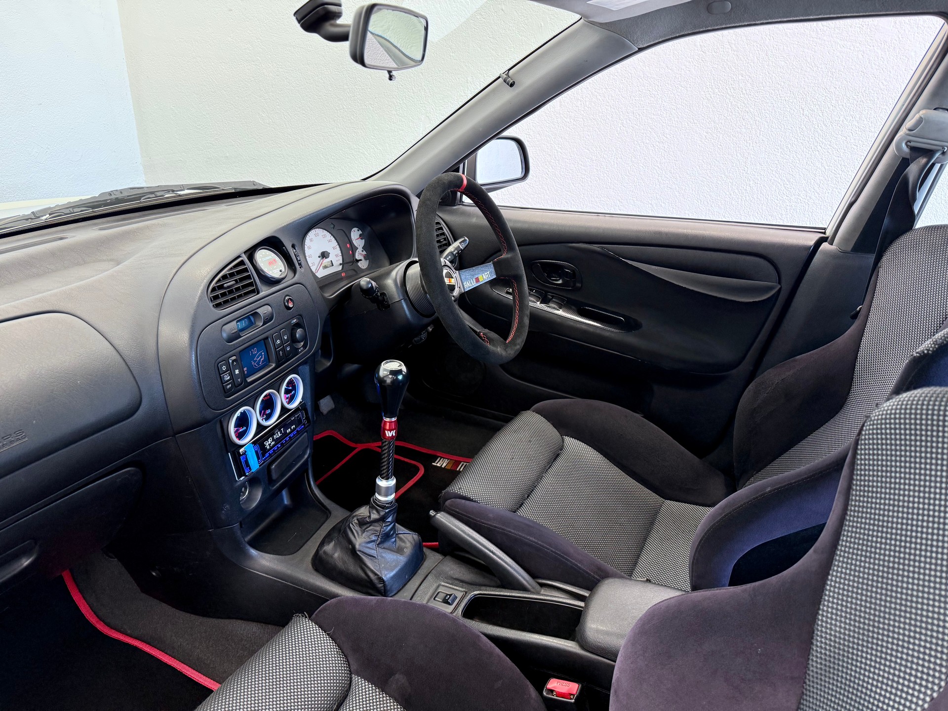 MITSUBISHI Evo V-image-16