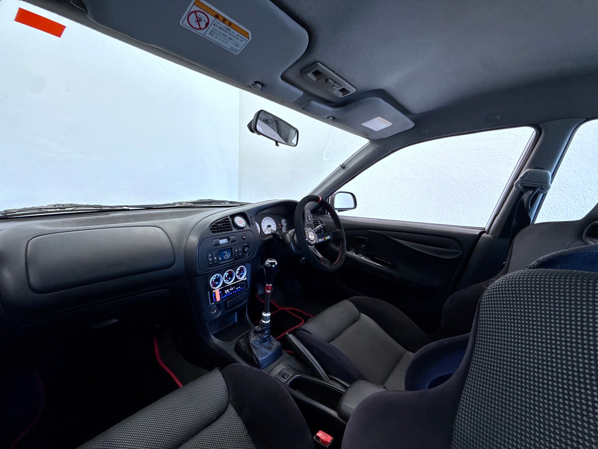 MITSUBISHI Evo V-image-18