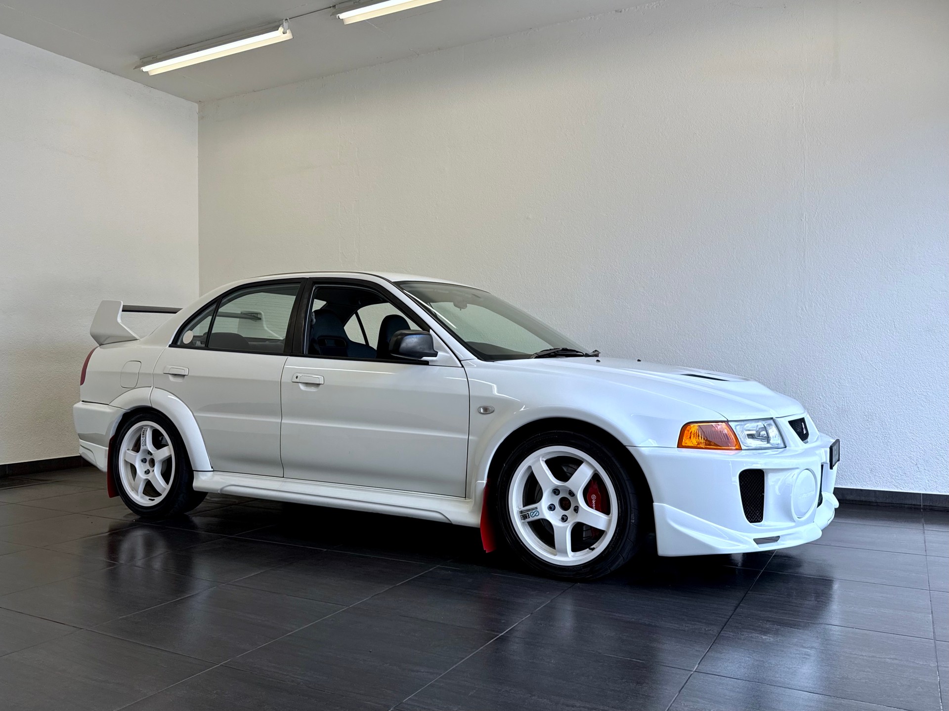 MITSUBISHI Evo V