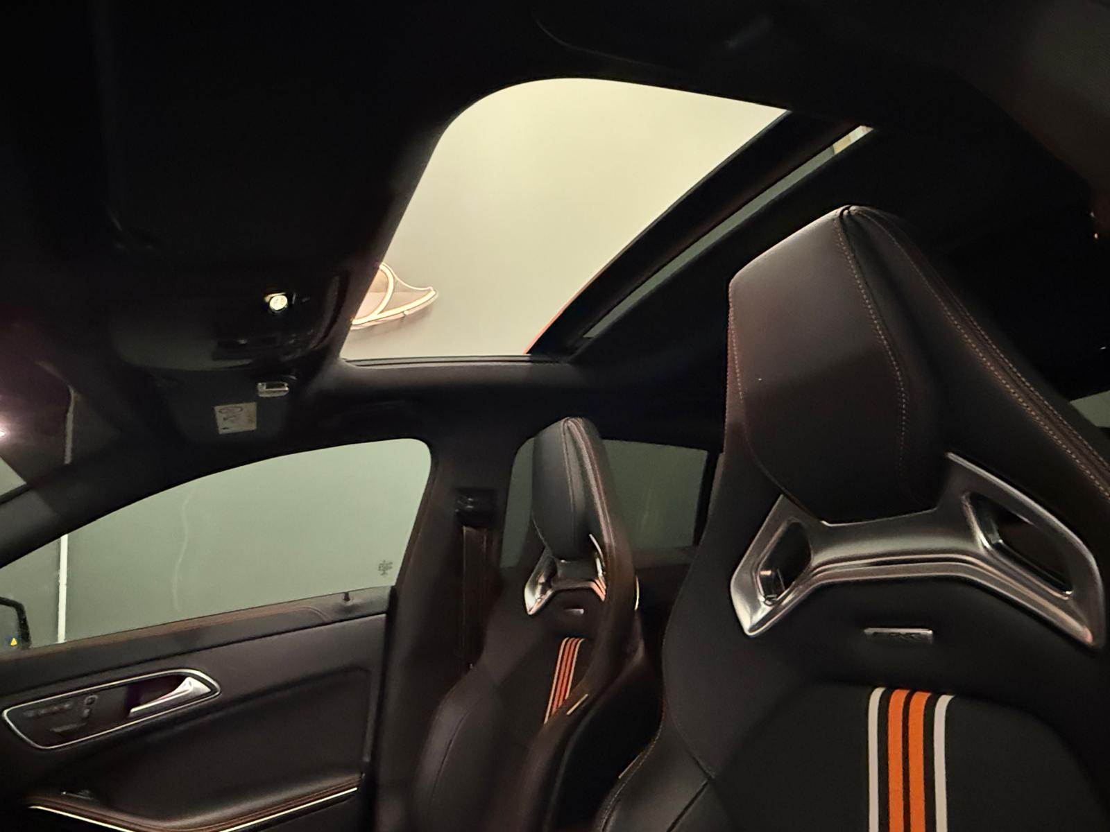 MERCEDES-BENZ CLA Shooting Brake 45 AMG 4Matic Speedshift-image-25