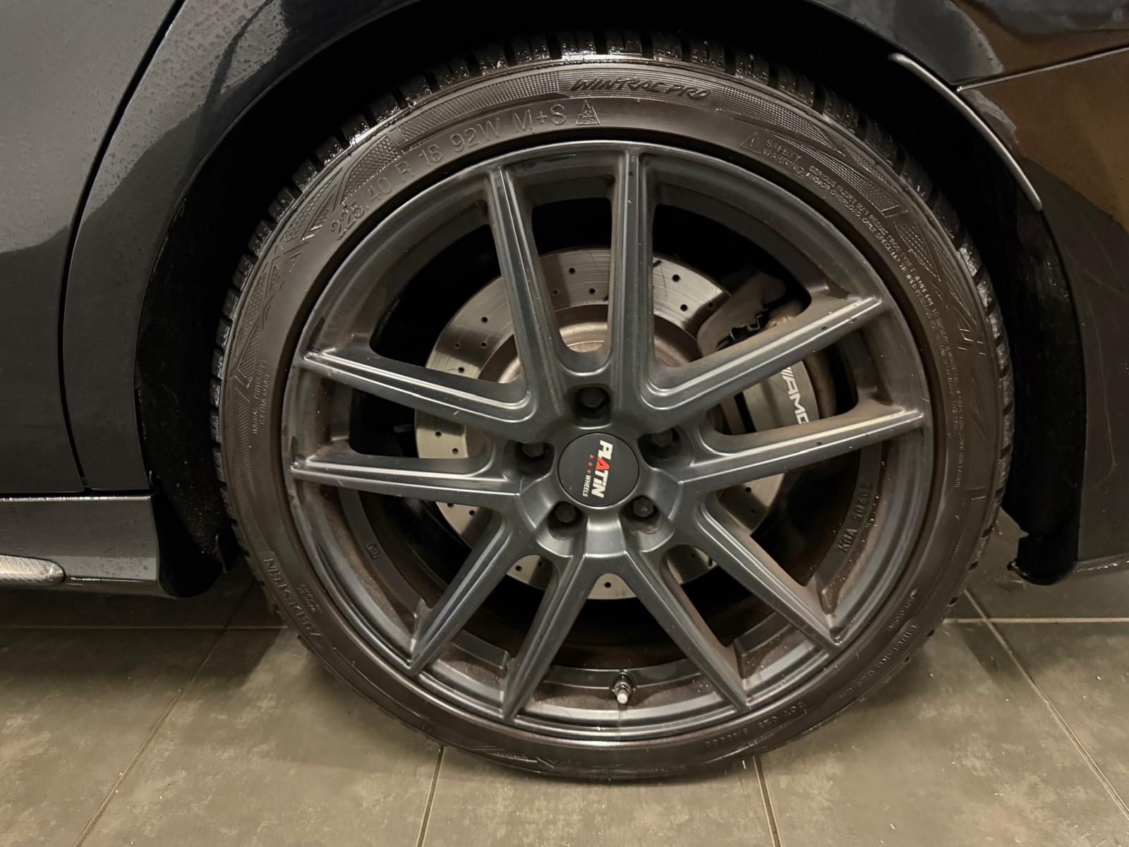 MERCEDES-BENZ CLA Shooting Brake 45 AMG 4Matic Speedshift-image-30