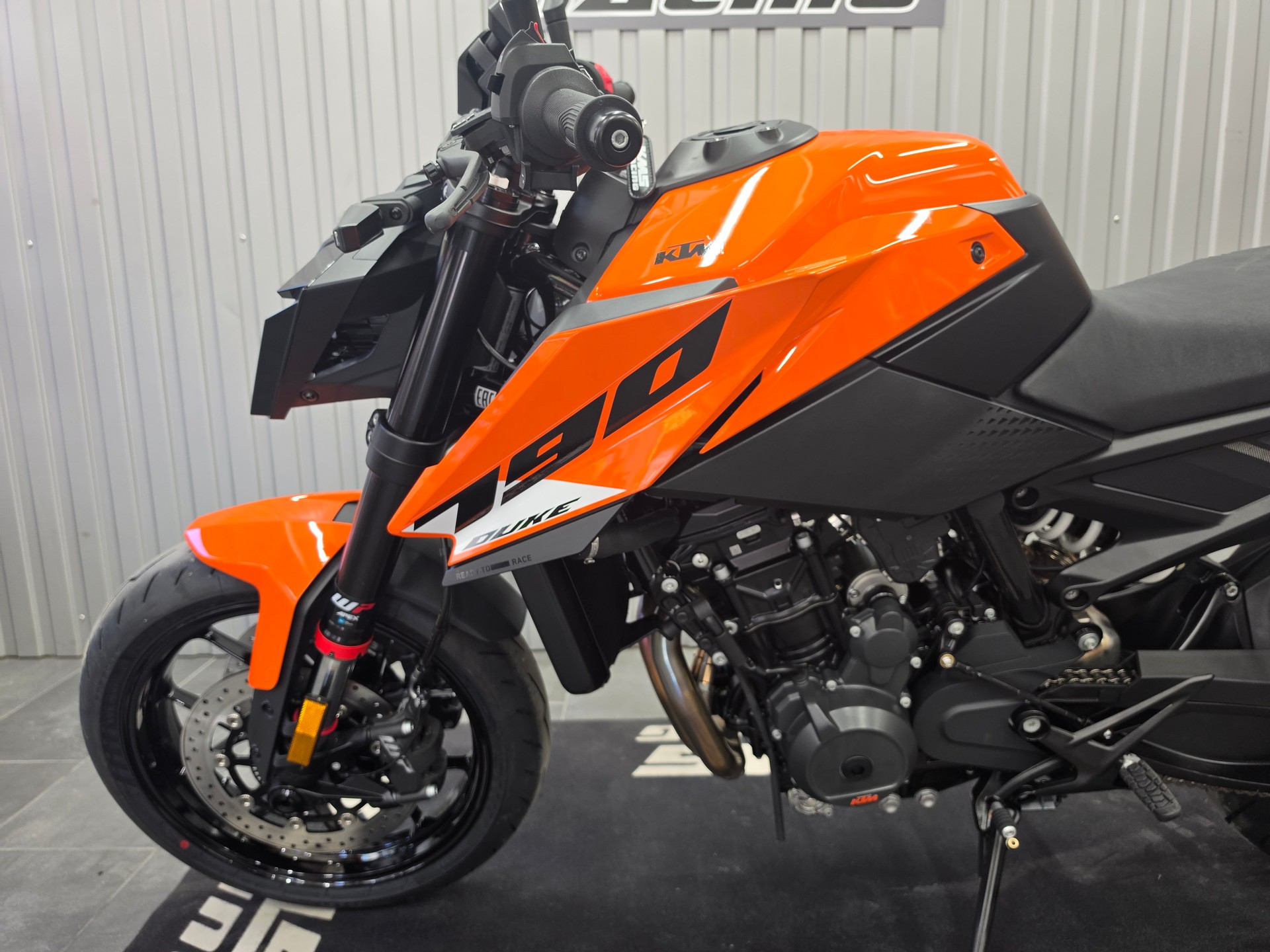 KTM 790 Duke-image-6