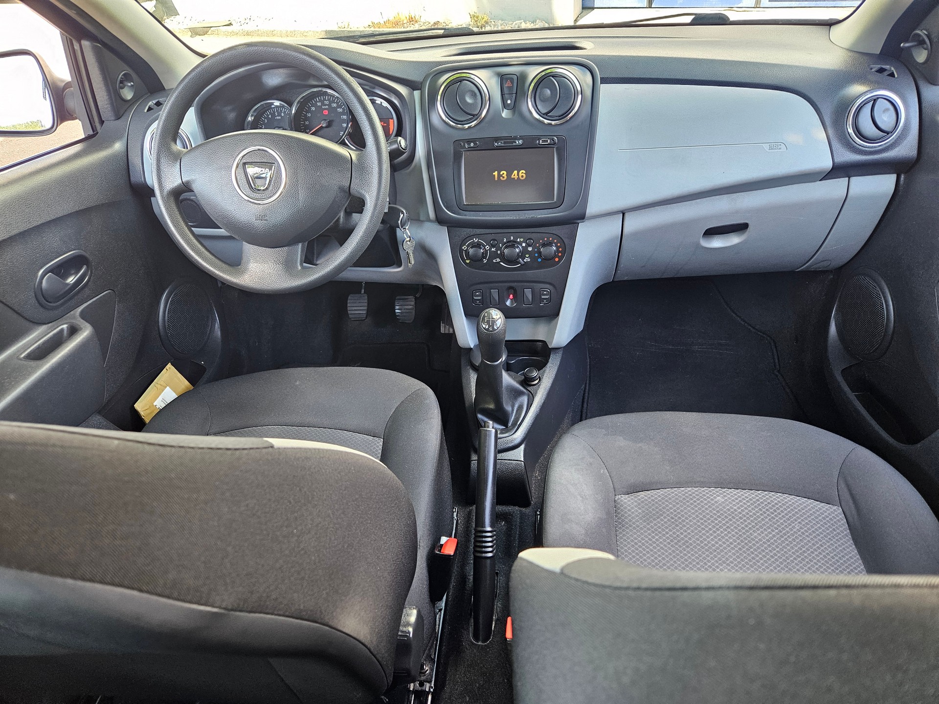 DACIA Logan MCV 0.9 Lauréate-image-11