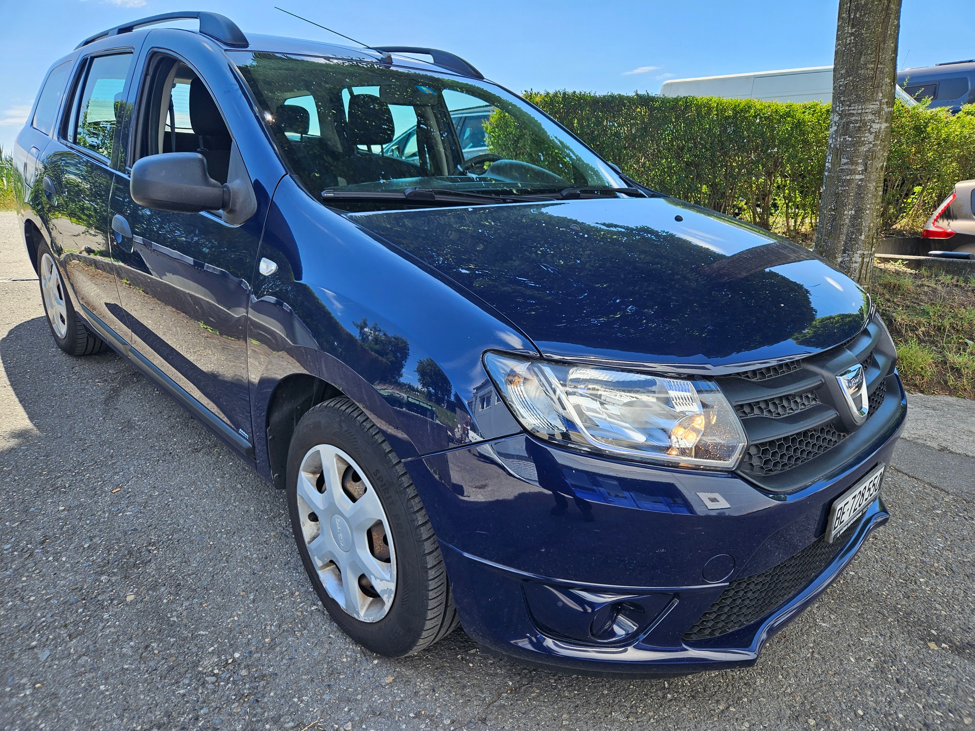 DACIA Logan MCV 0.9 Lauréate-image-2